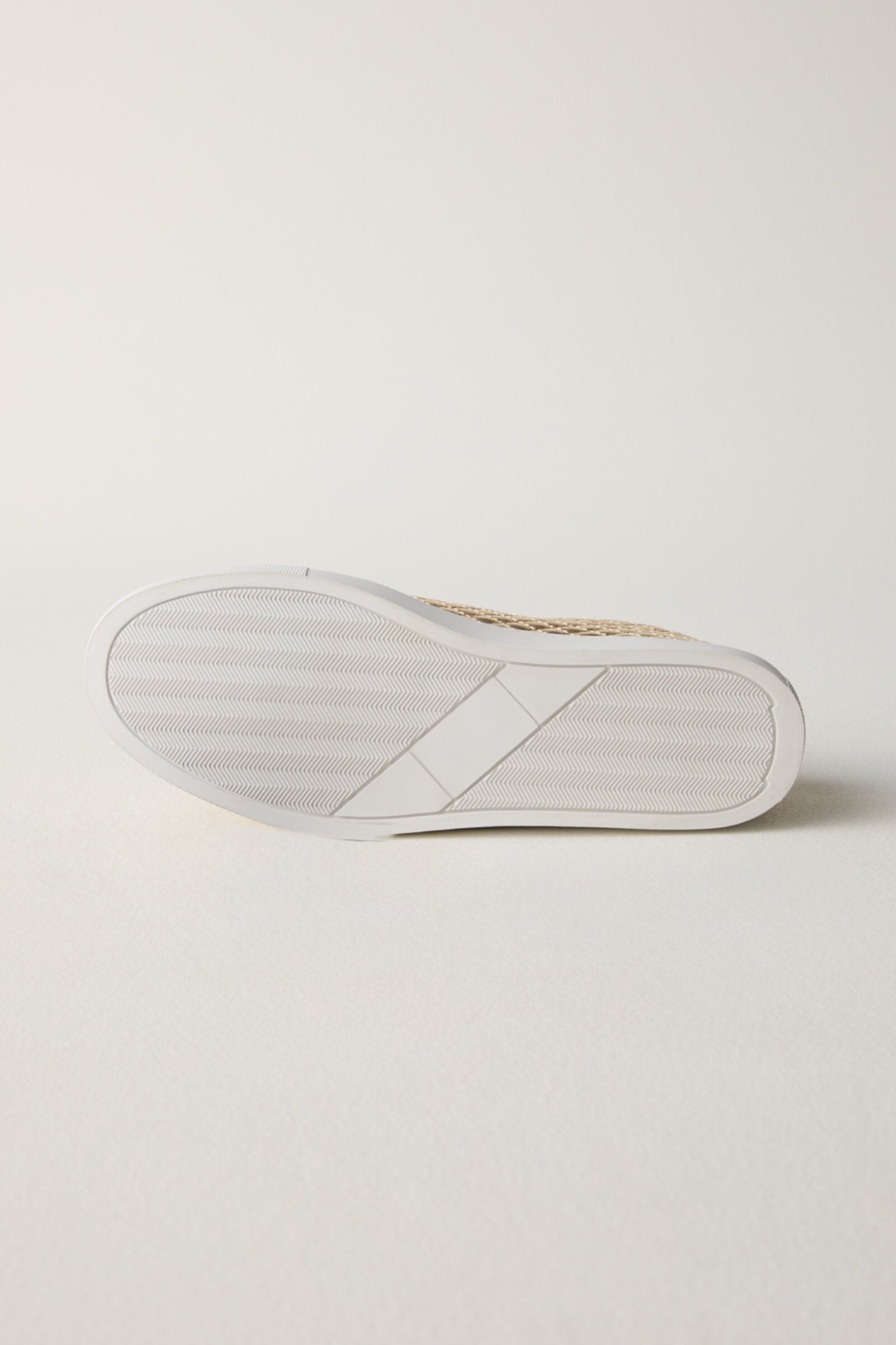 Nova Quilted Sneaker