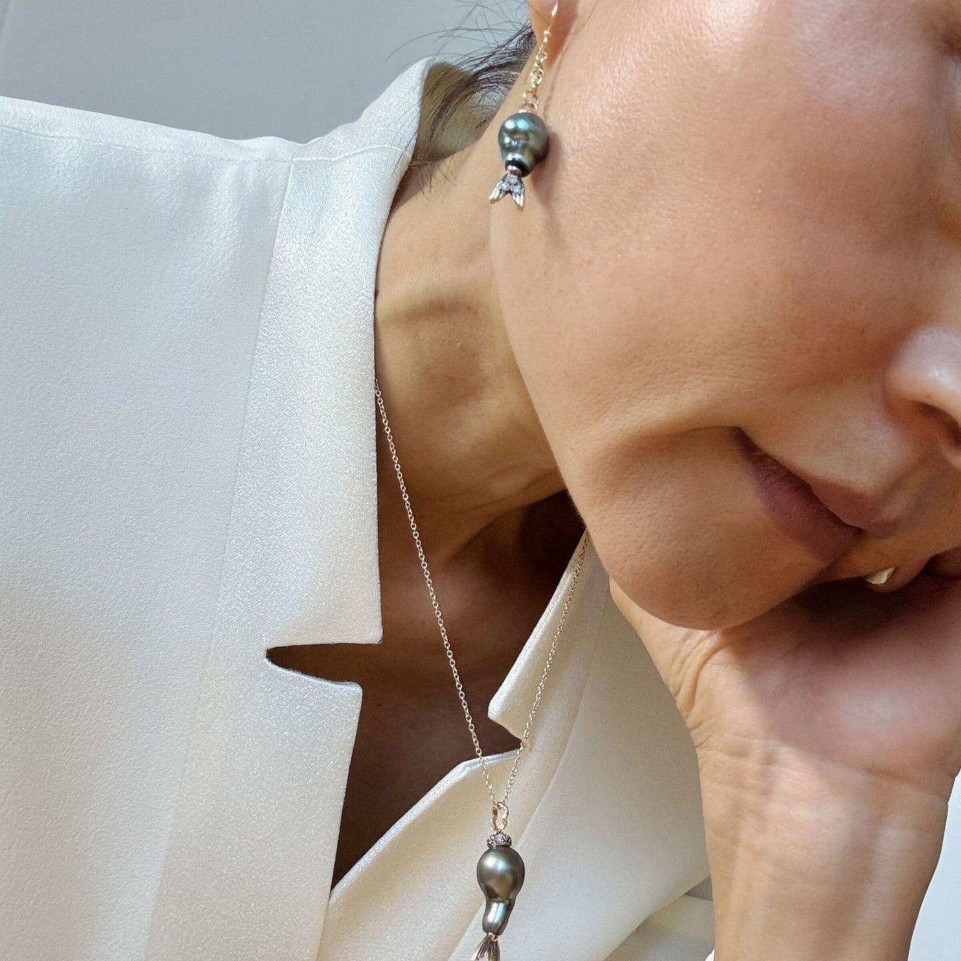 Delphine Pearl Earrings
