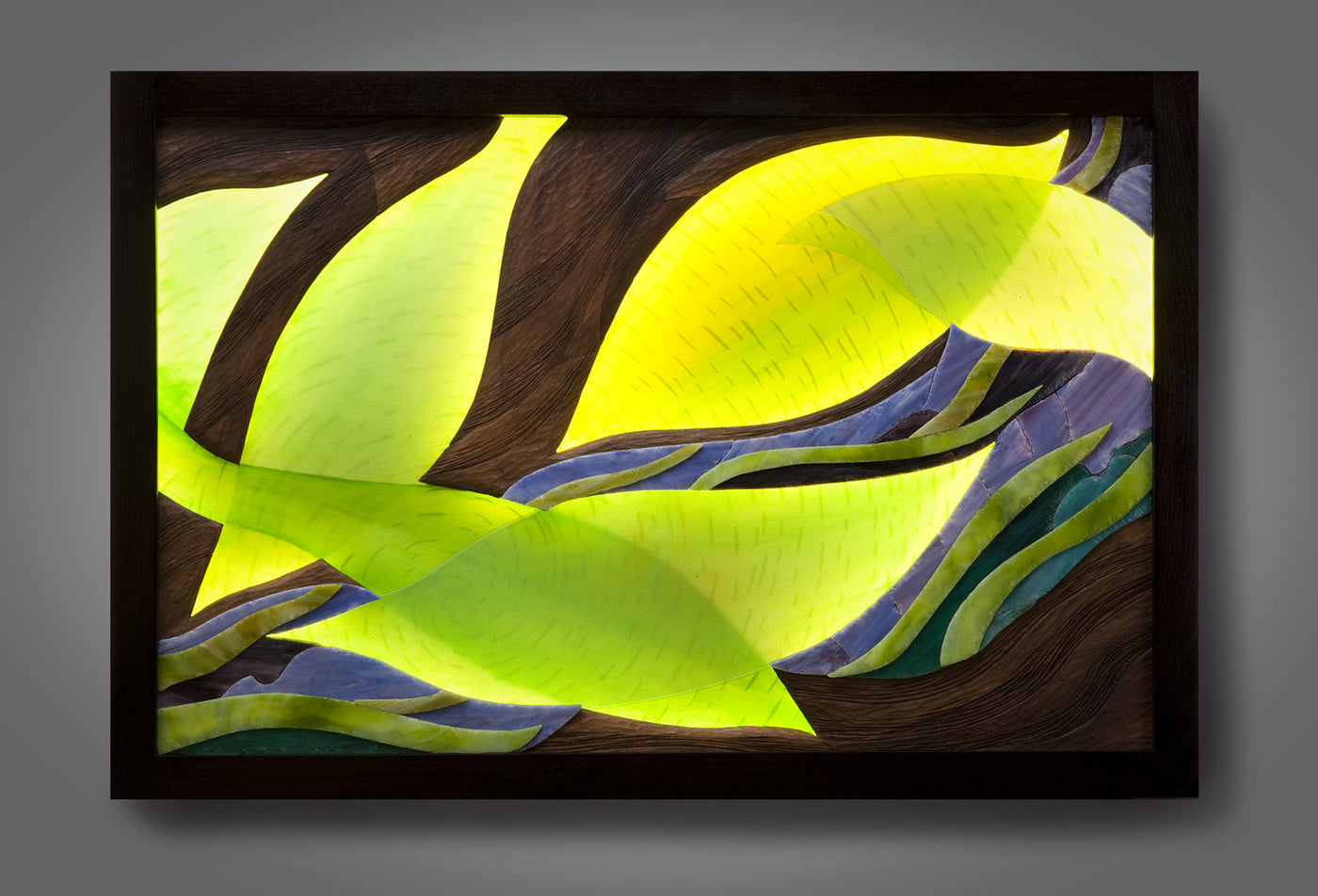 Luminous Leaf Pattern