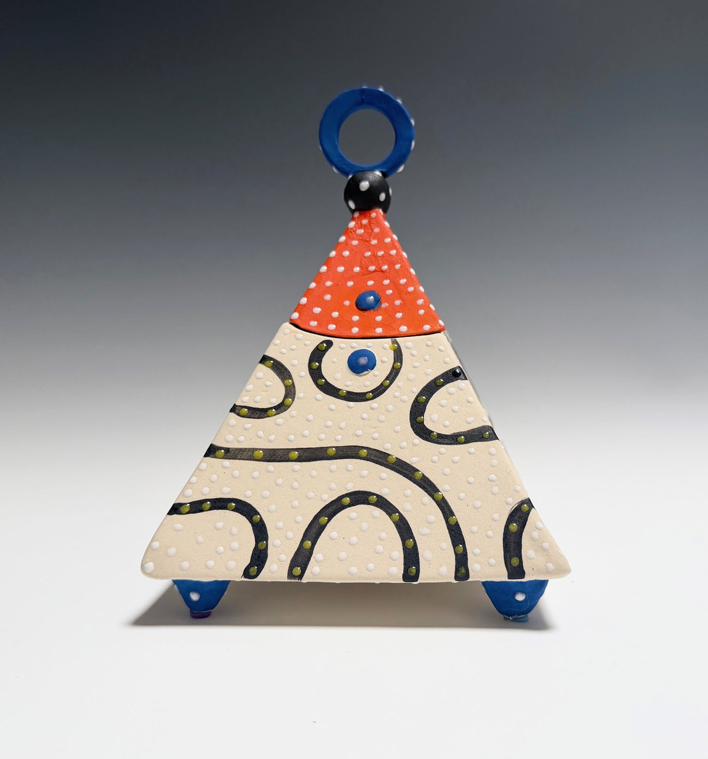 Pyramid Container