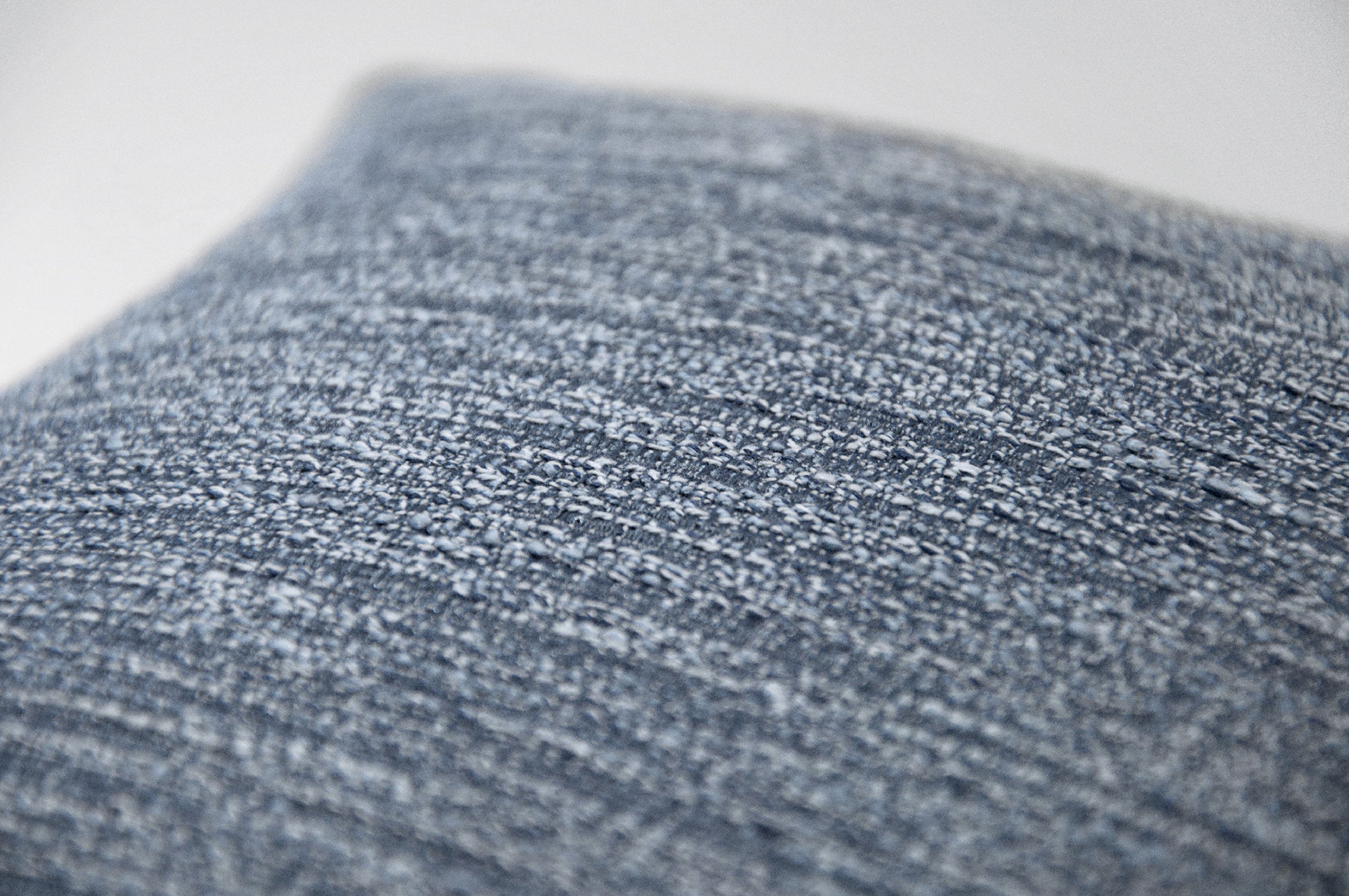 Molto Performance Pillow