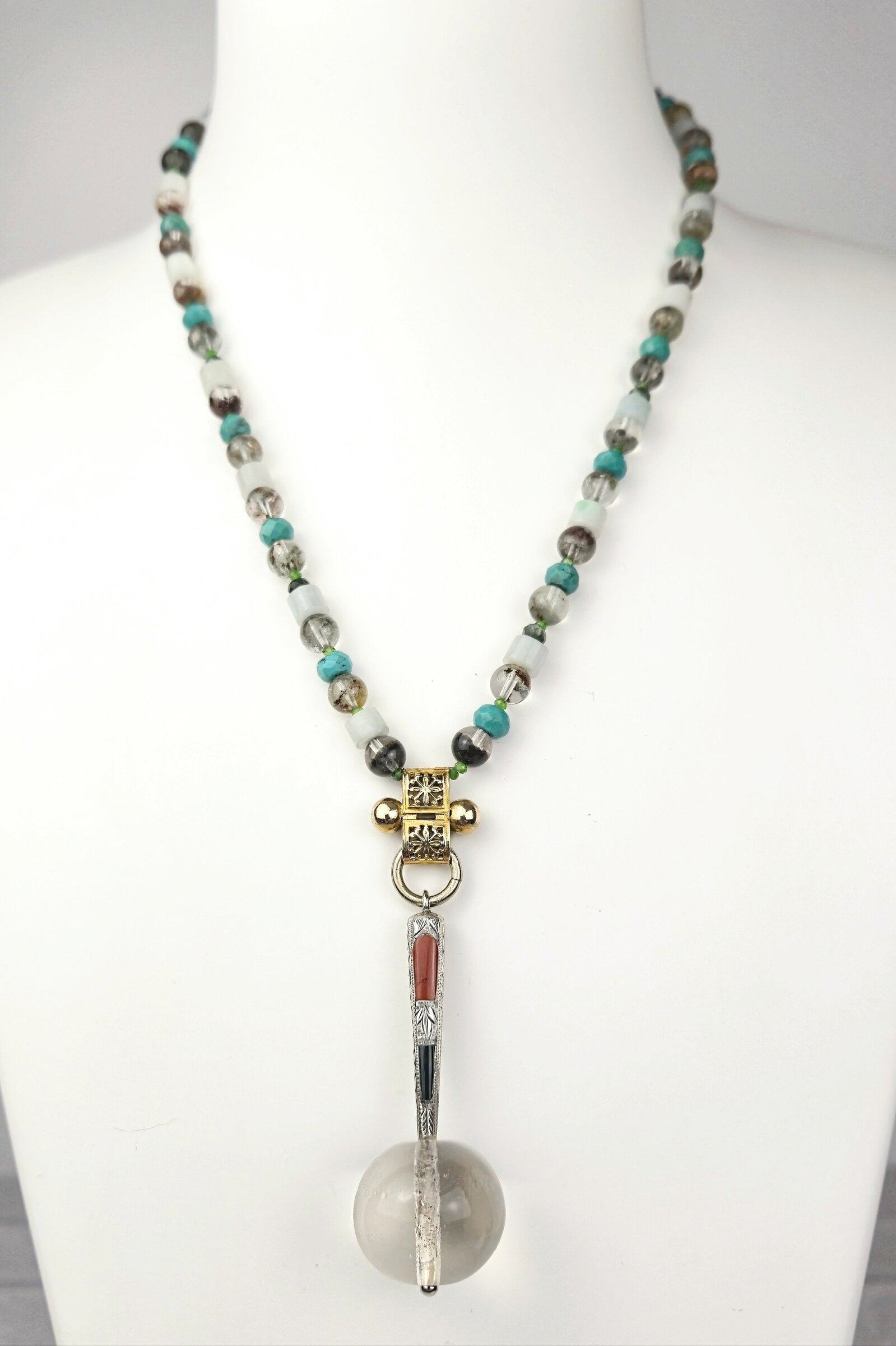Mandava Pendant