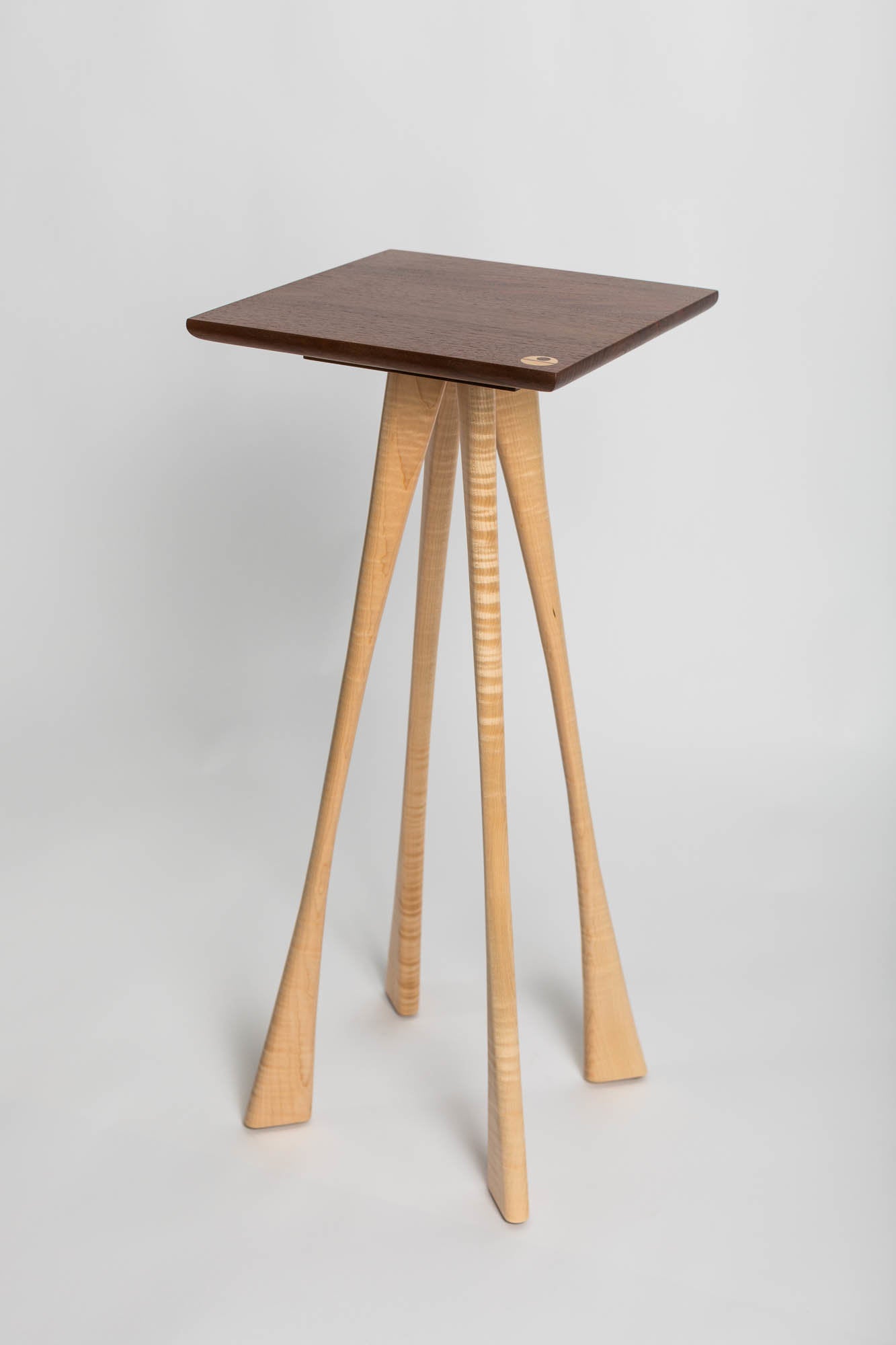 Auguste Table