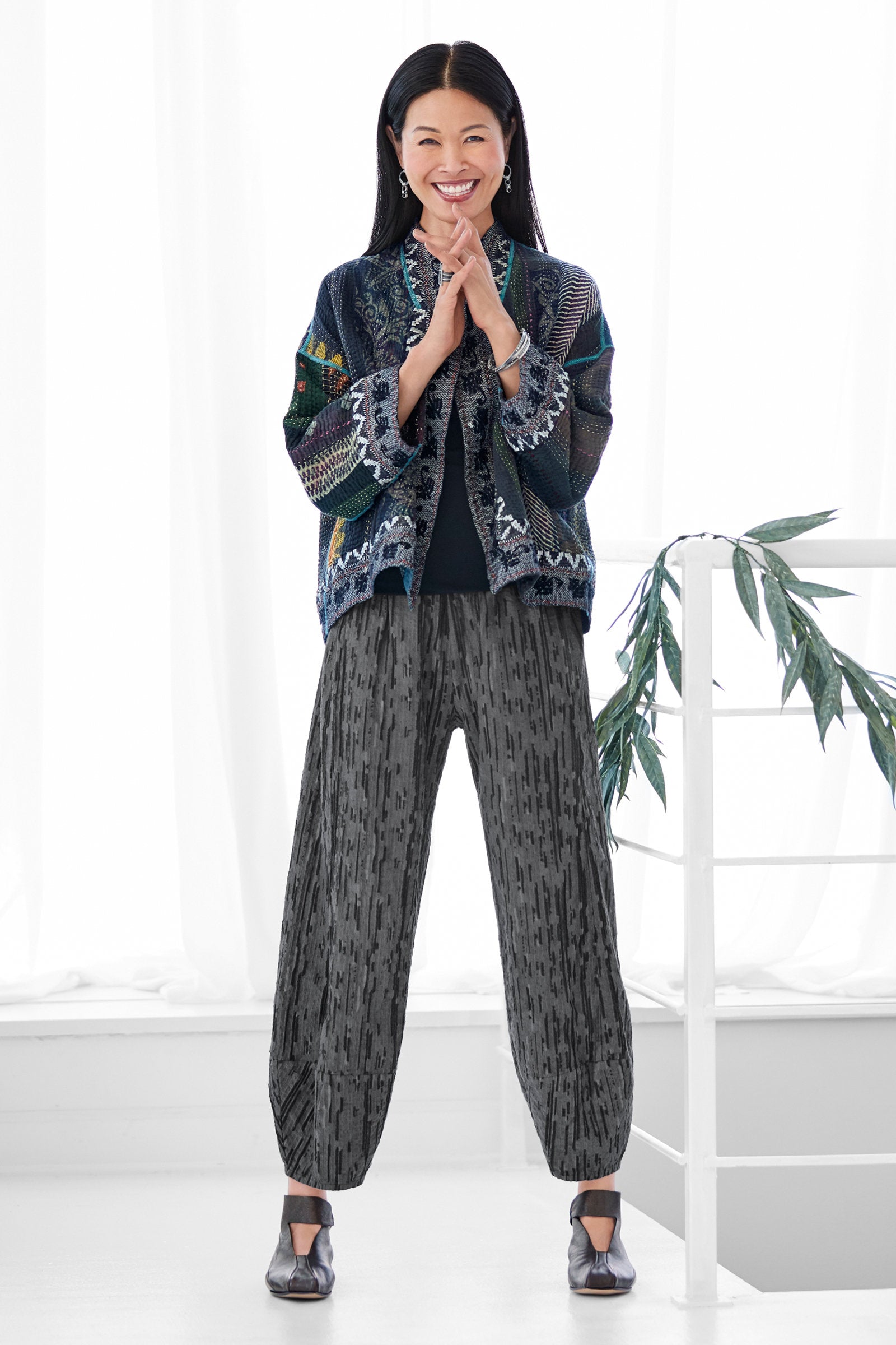 black, shown with the textured lantern pant by lisa bayne and the dillon shoe by cydwoq
