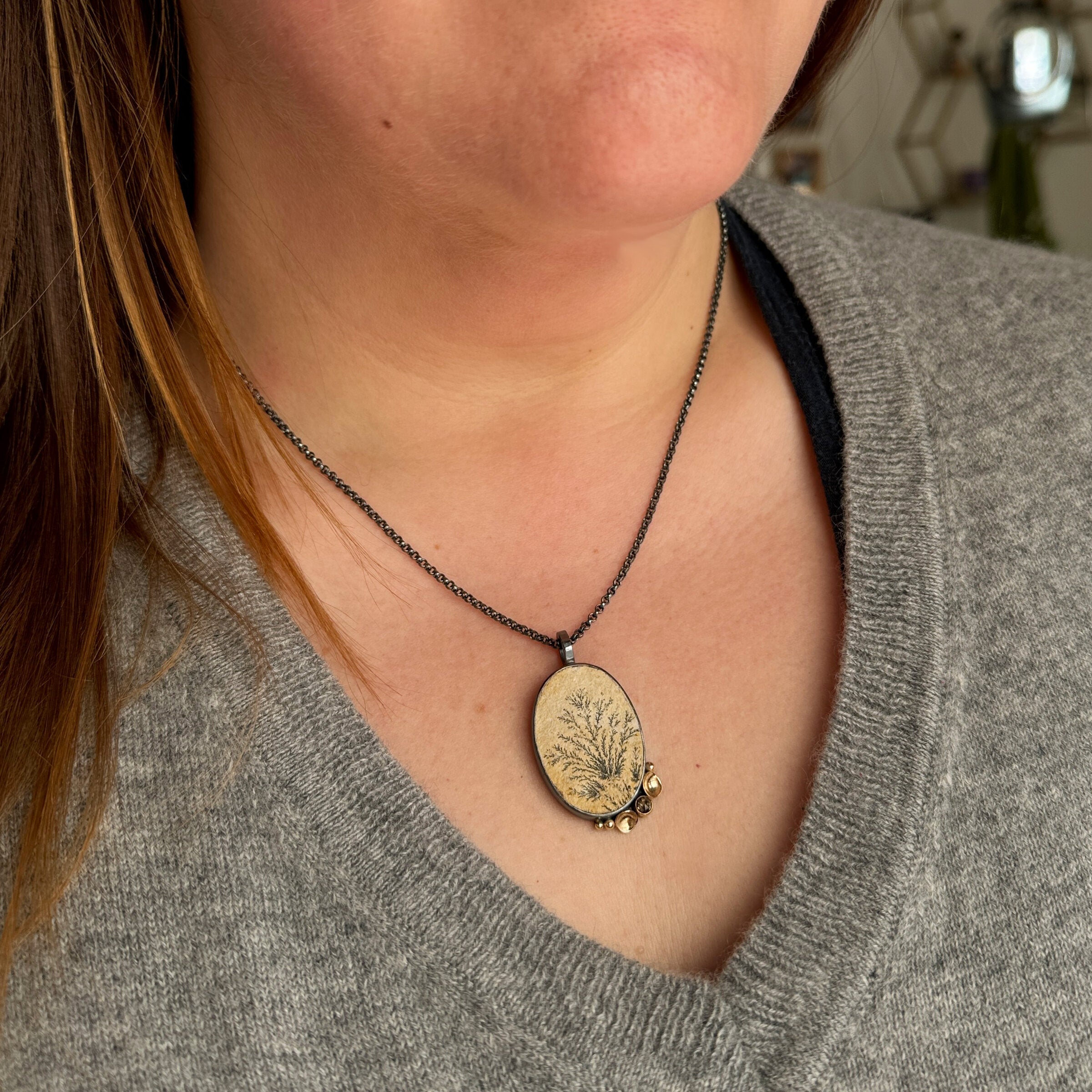 Sandstone Wreath Necklace