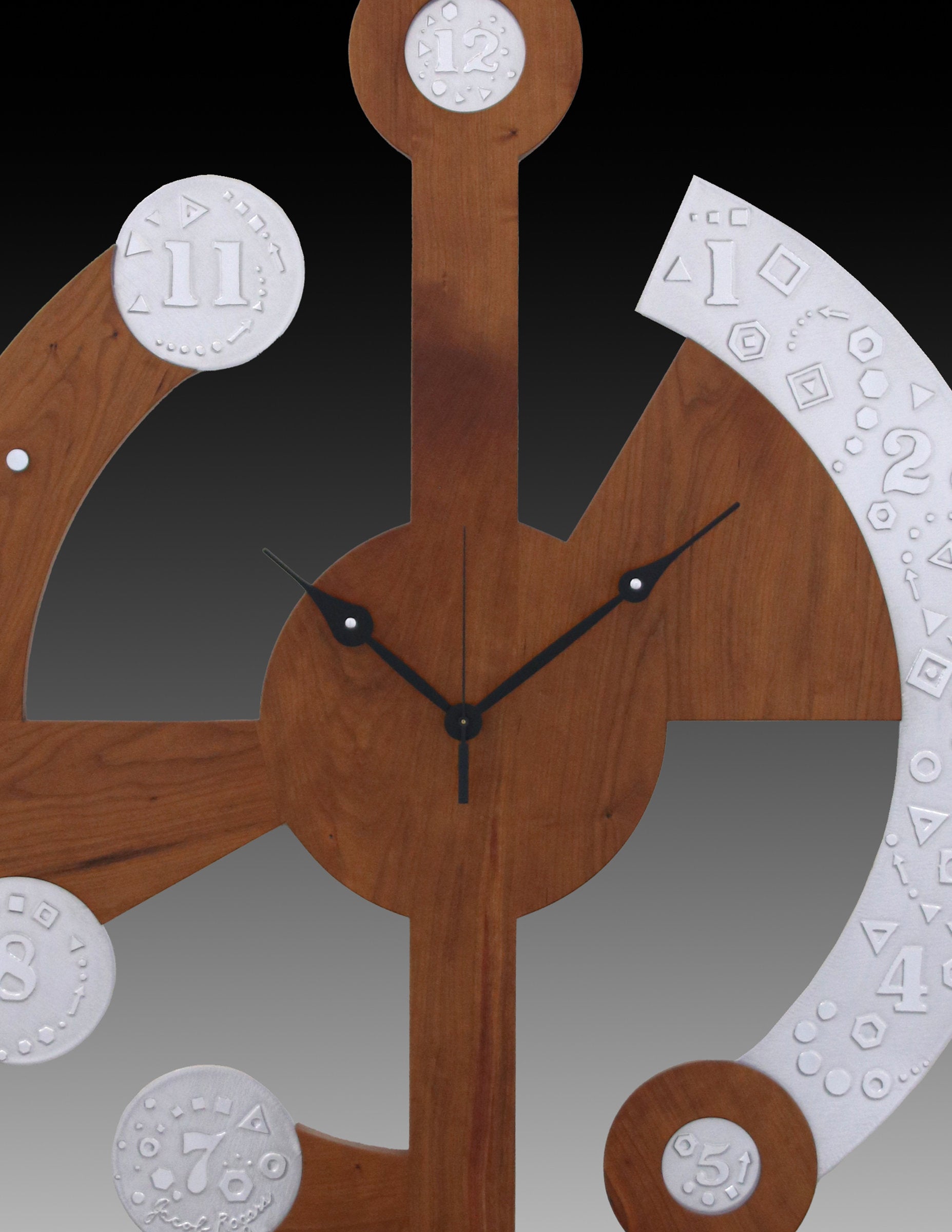 Quality Time Centerpiece Clock