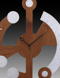 Quality Time Centerpiece Clock