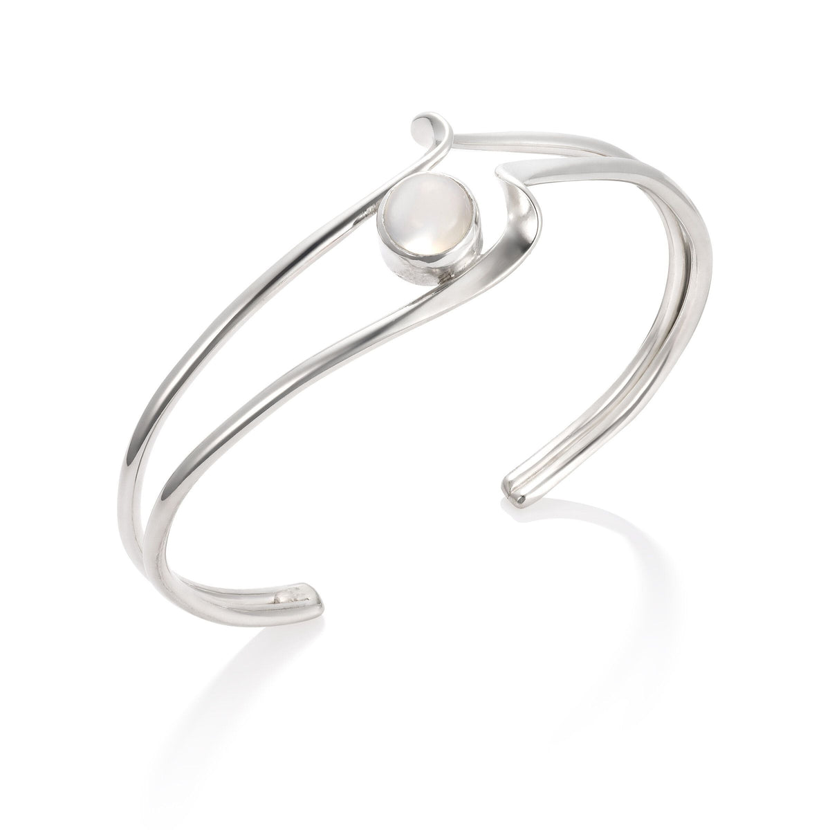 Silver Moon Bracelet | Photo by Berlian Arts
