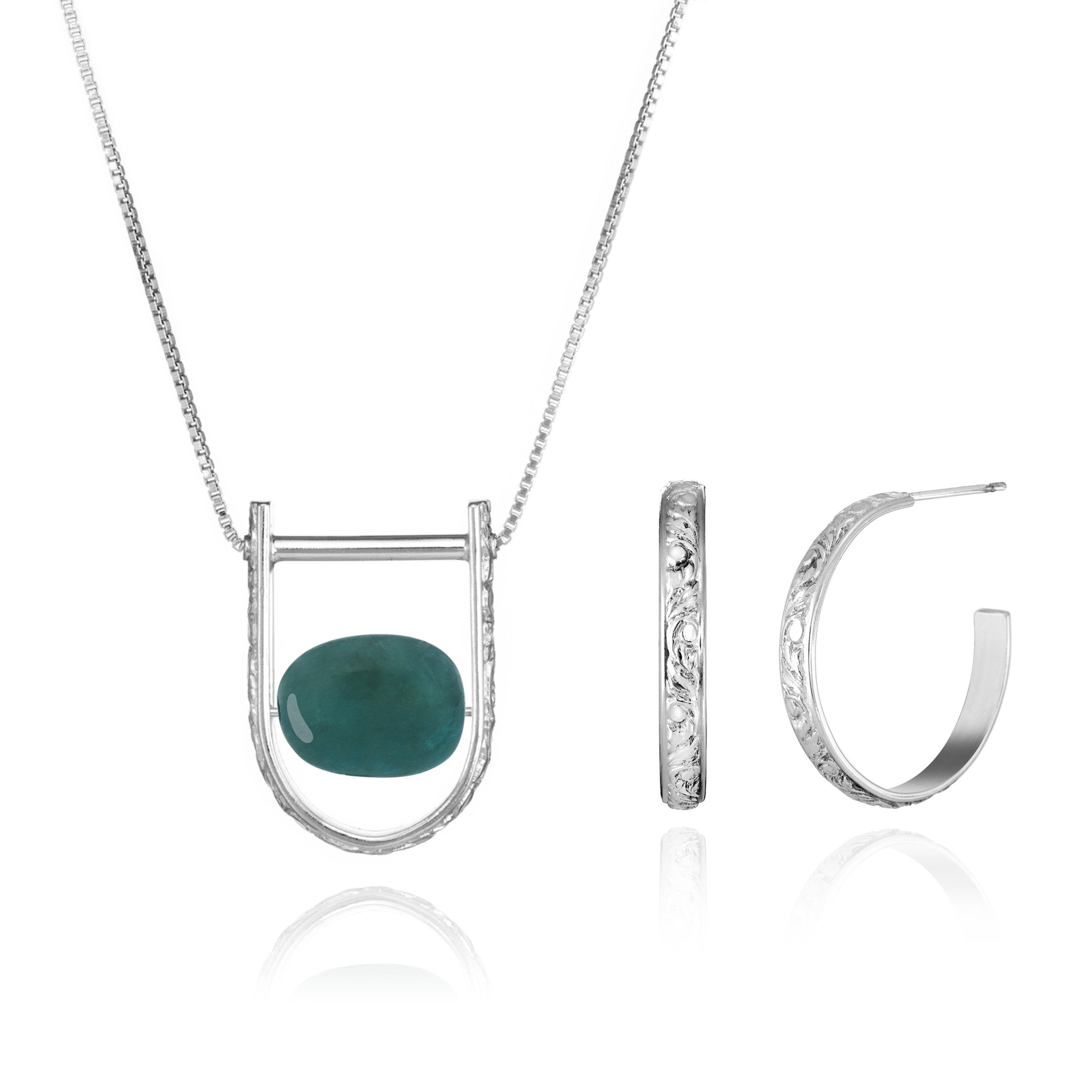 Pairs well with the Foliage Hoop Earrings
