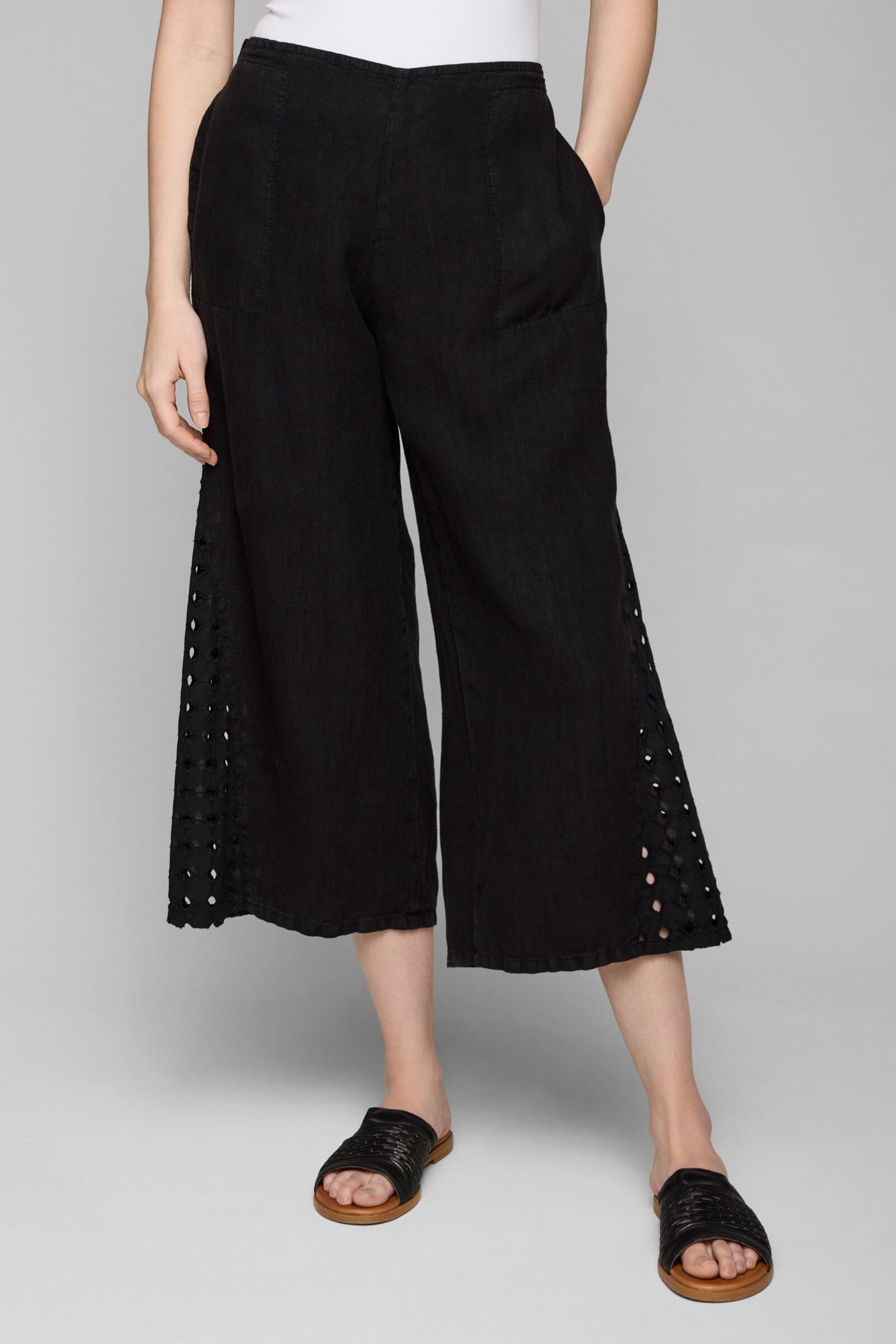 Eyelet Inset Pant