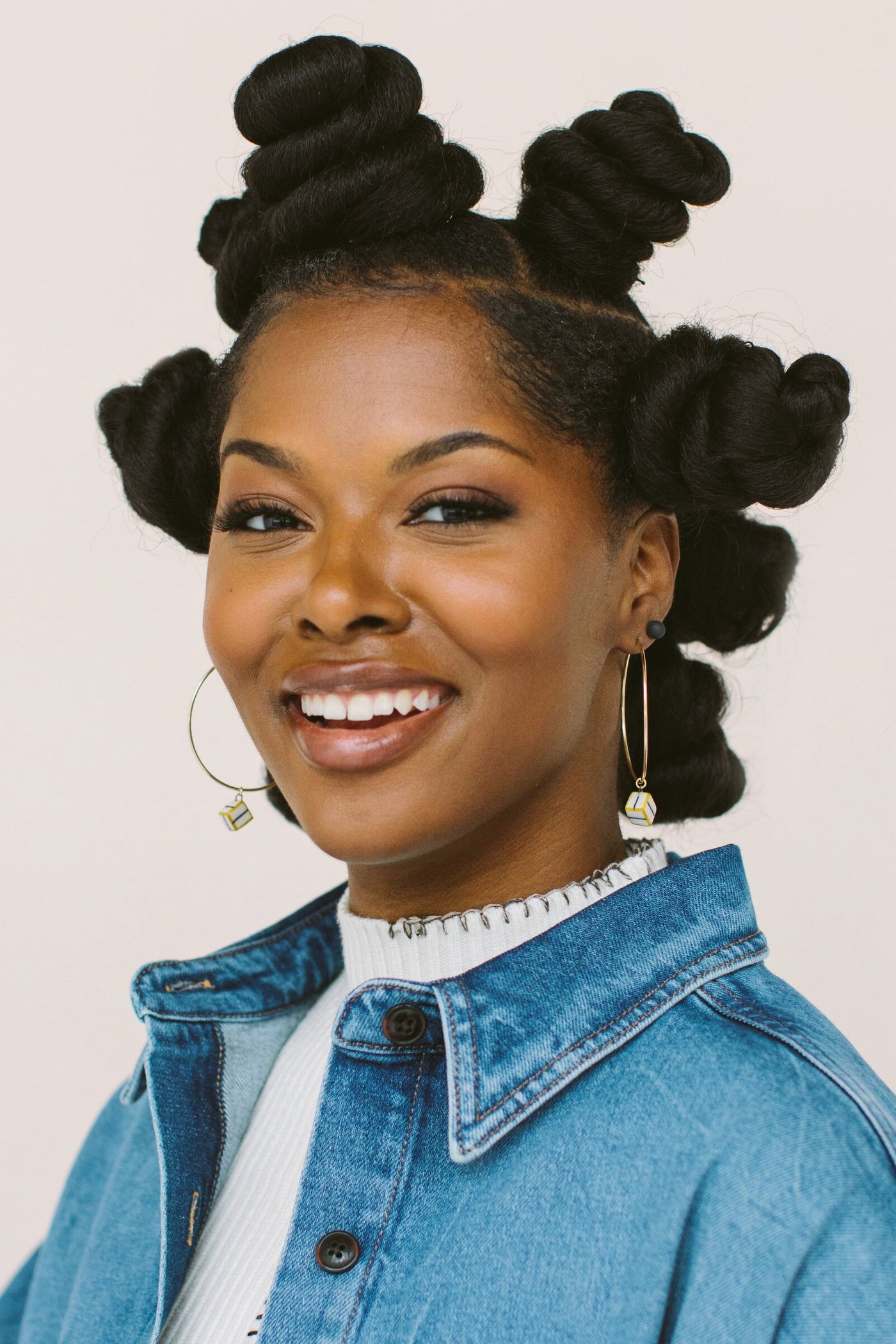 Throughline Hoop Earrings