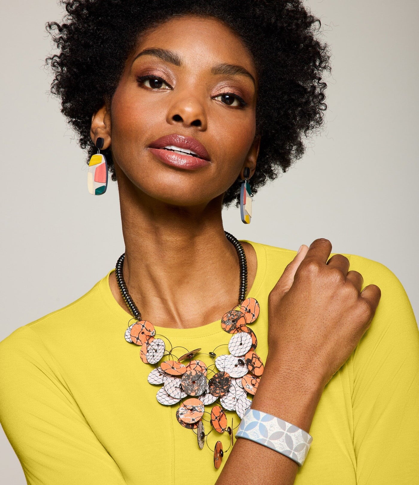Soft Blue & Khaki Retro Circles