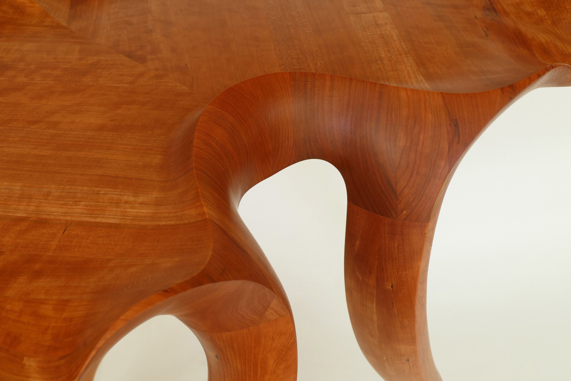 Allegretto Leaf Hall Table