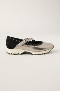 Loren Sneaker