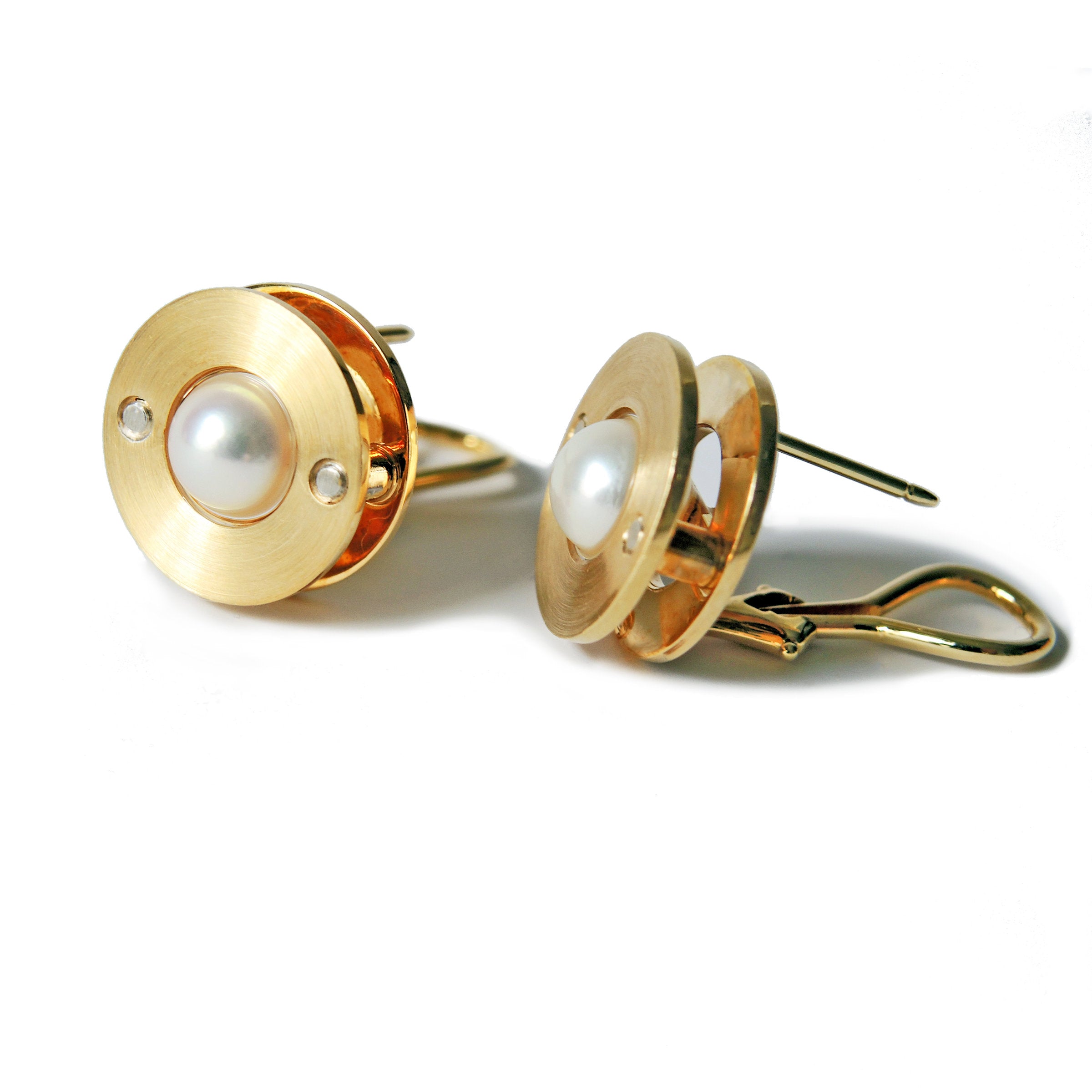 18K Gold