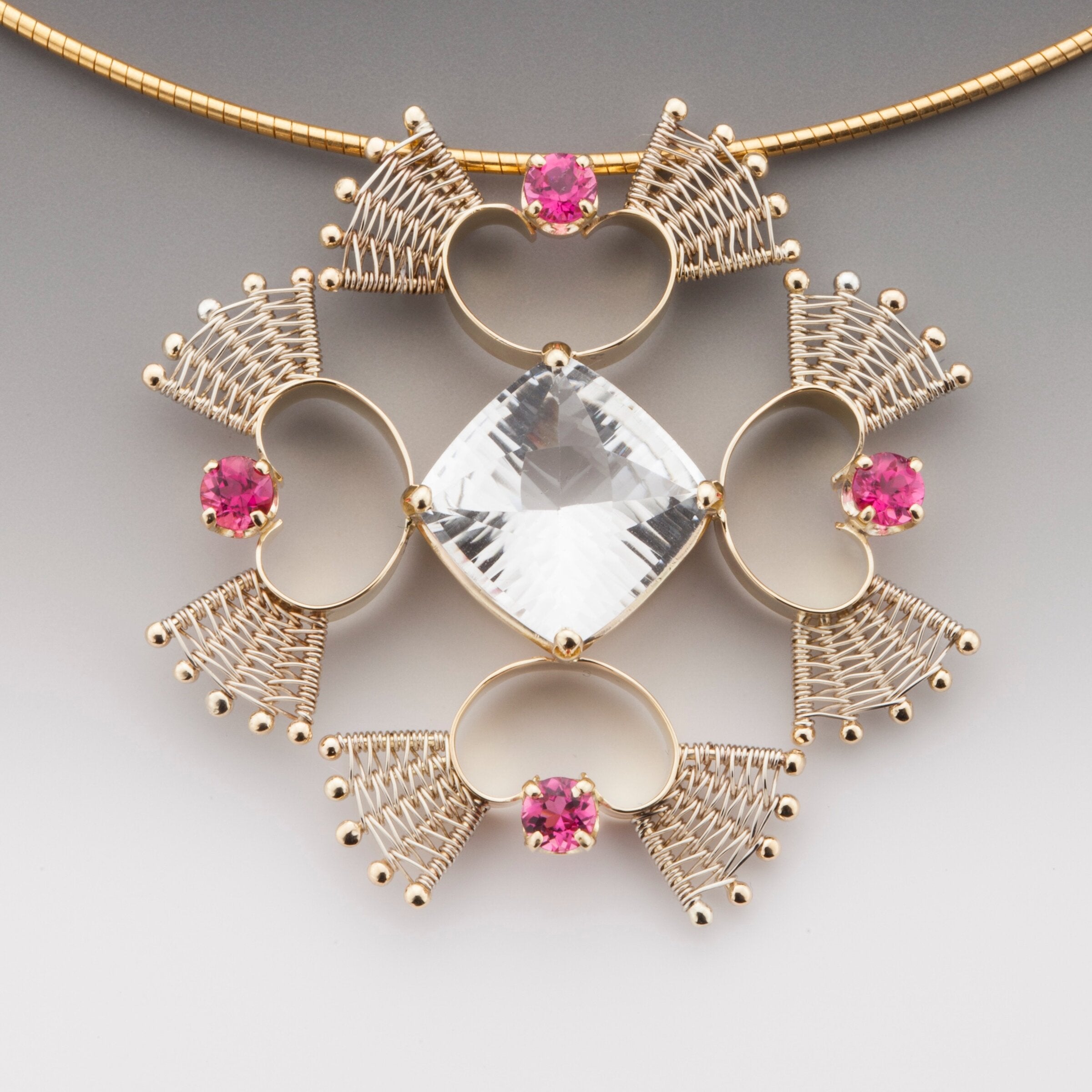Queen of Hearts Gold Pendant