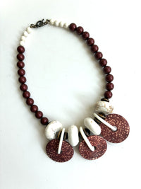 Speckled Discs Necklace