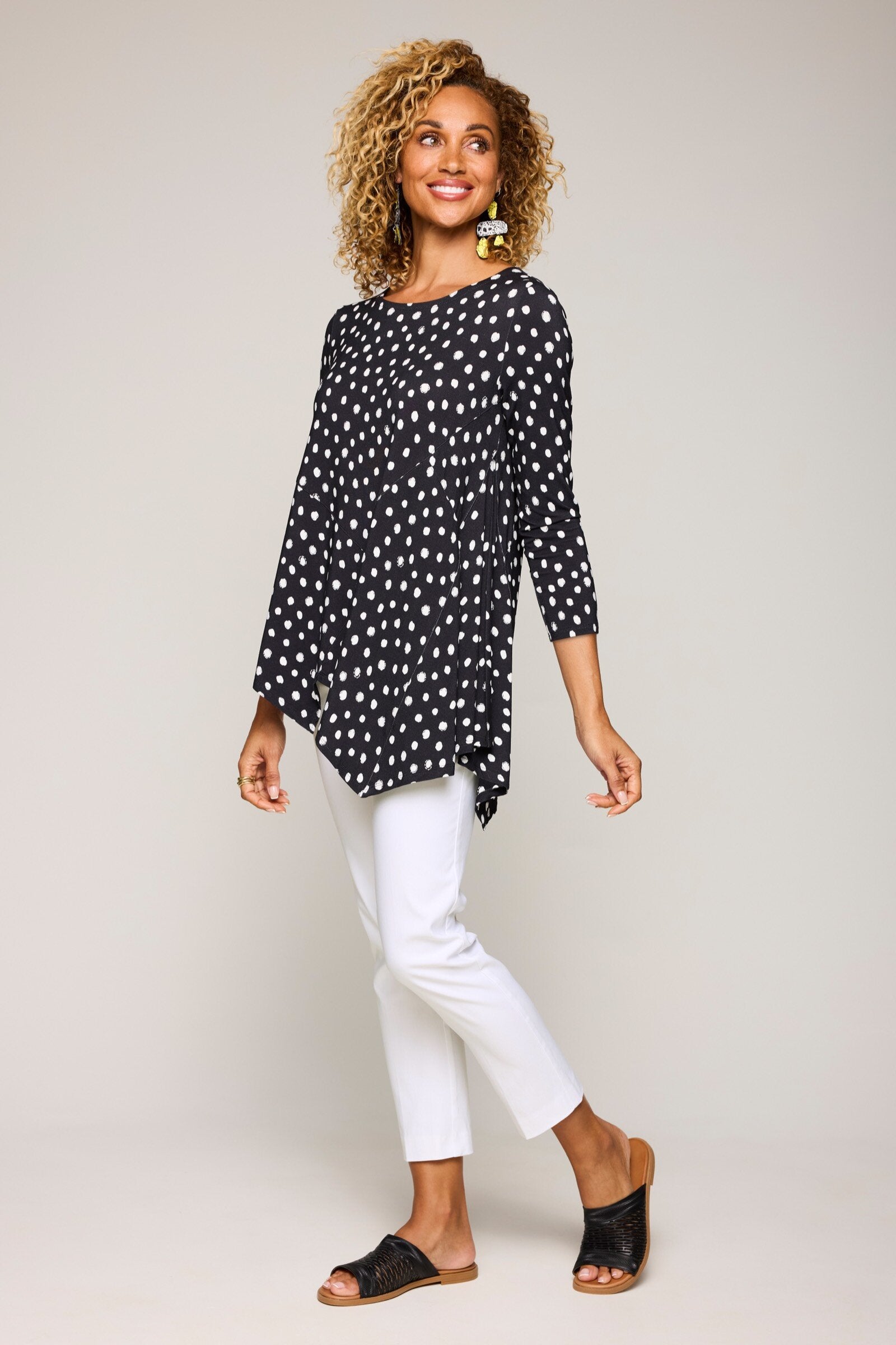 Black/White Dot