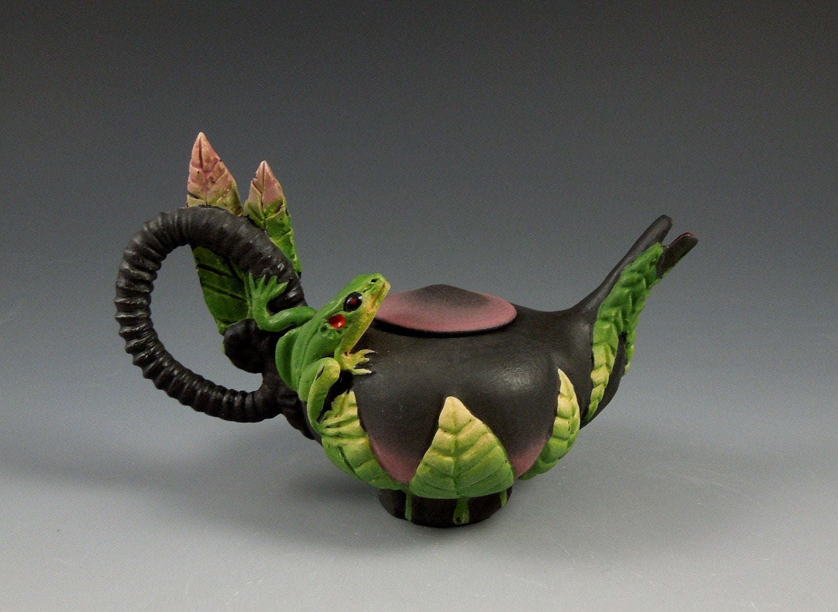 Mini Frog Teapot