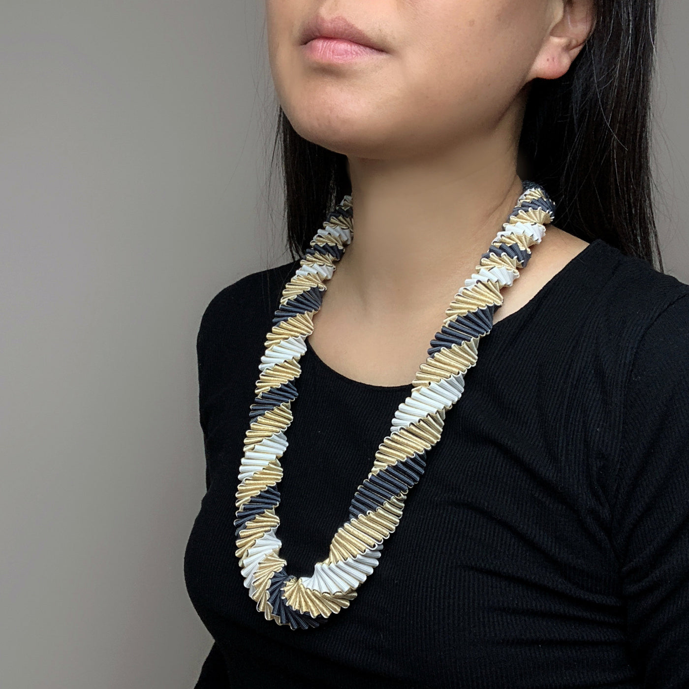 26"L,  gold, white, & gray