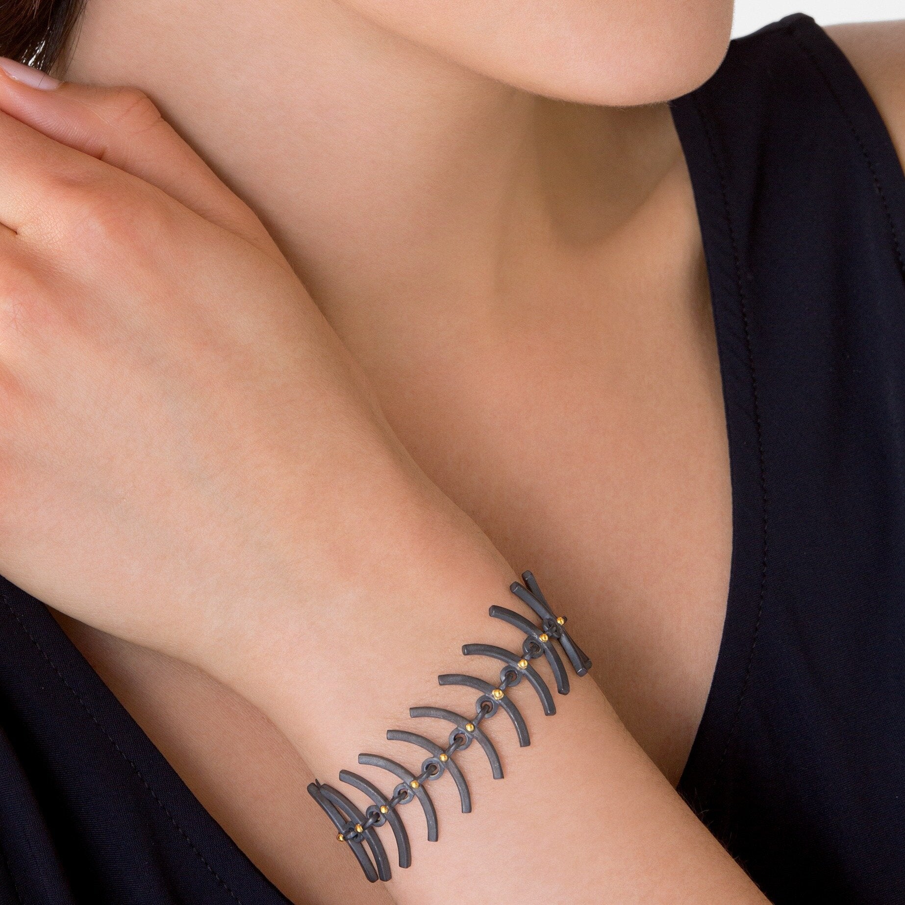 Curved Linkage Bracelet