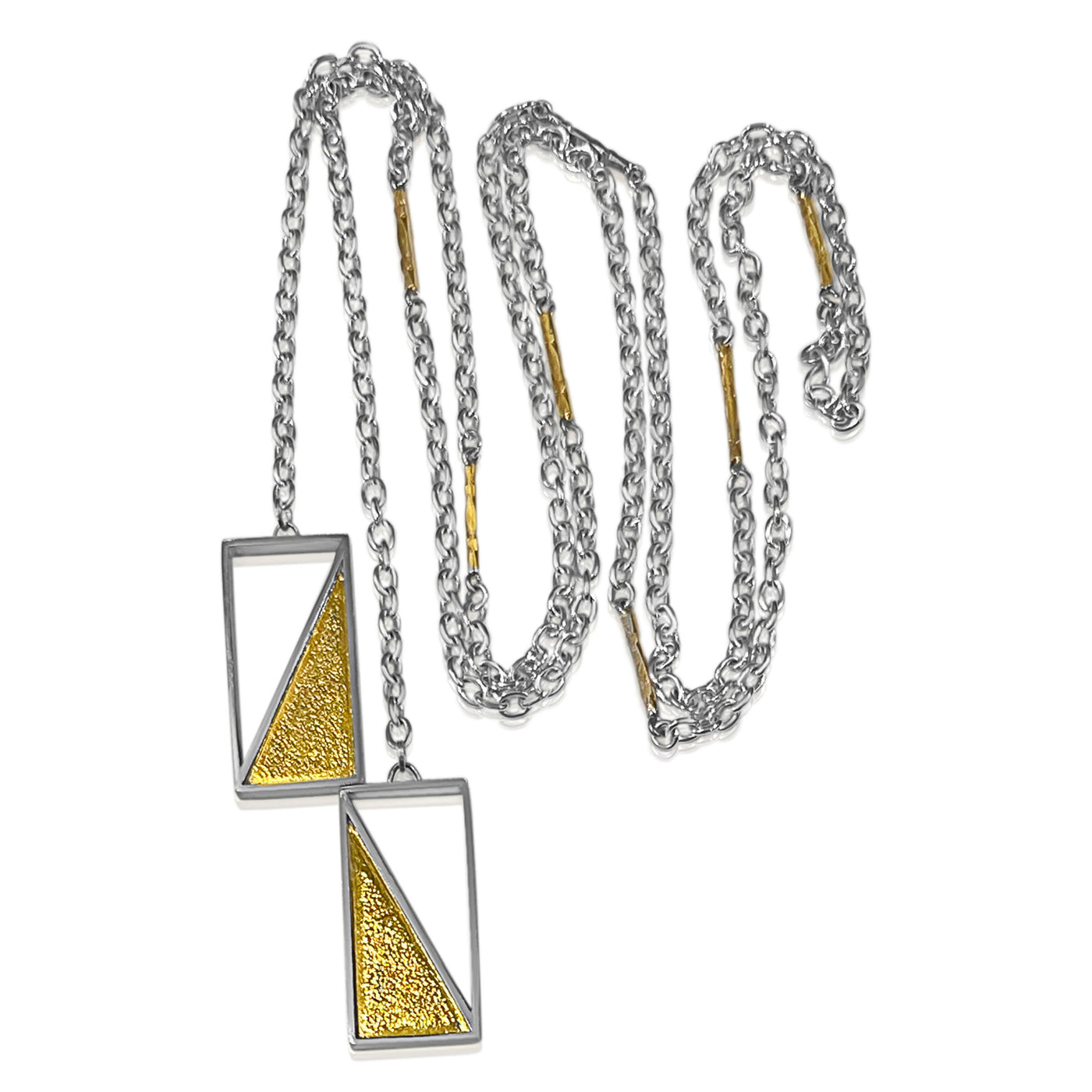 Captured Triangle Chain Lariat
