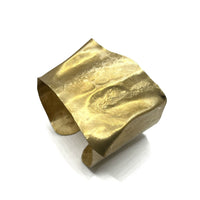 Wave Cuff No. 4559