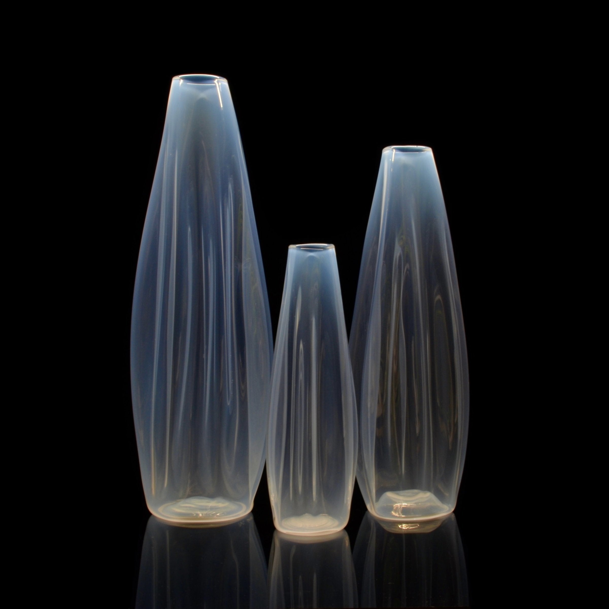 Satin Vase in Opaline