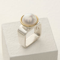 White Mabe Square Ring