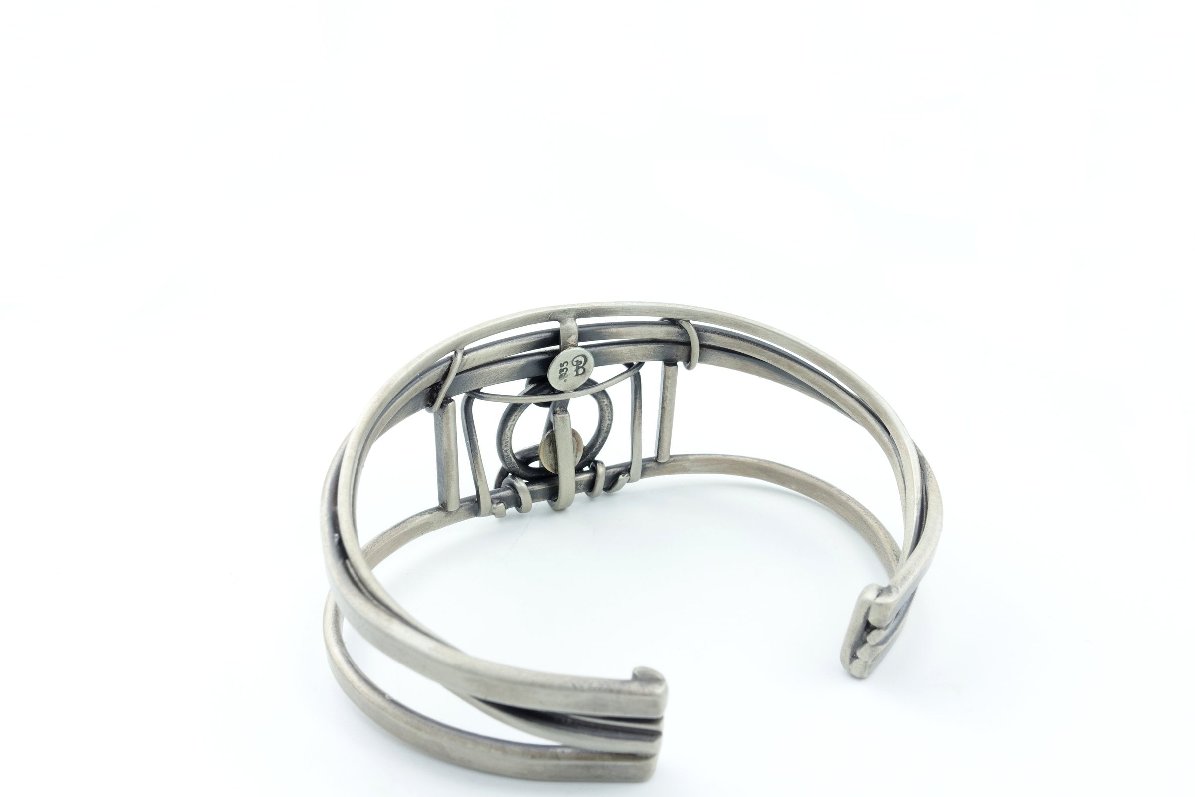Magnetic Field Cuff