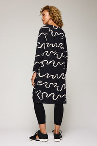 Black/White Wave