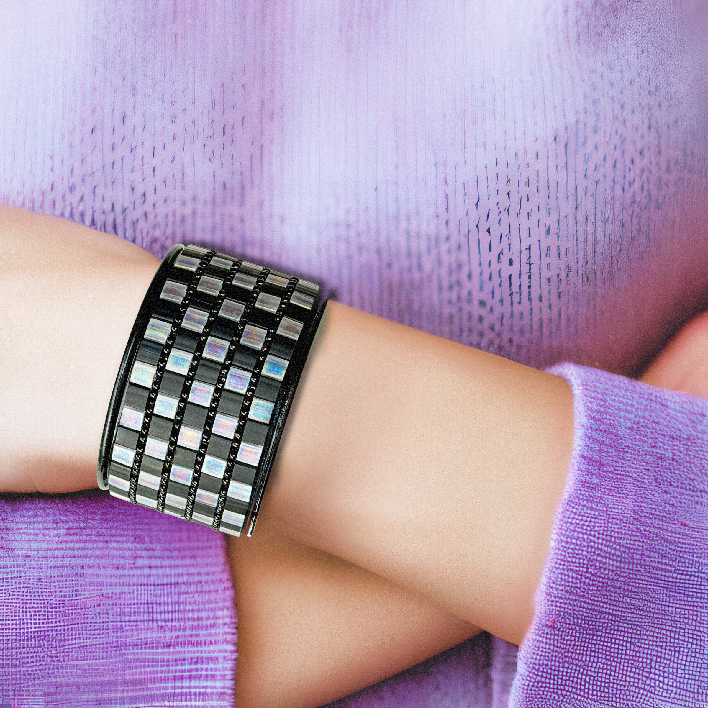 Shadowlight Beaded Mosaic Cuff - For Scale | Photo by Diana Ferguson