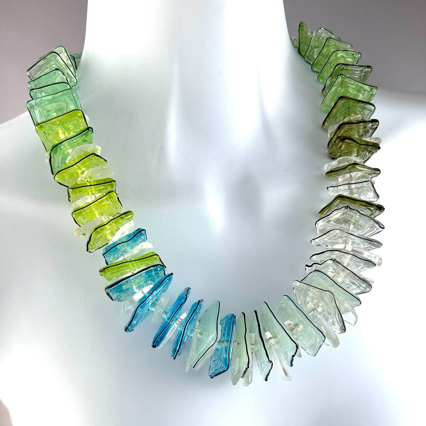 Transparent Chips Necklace