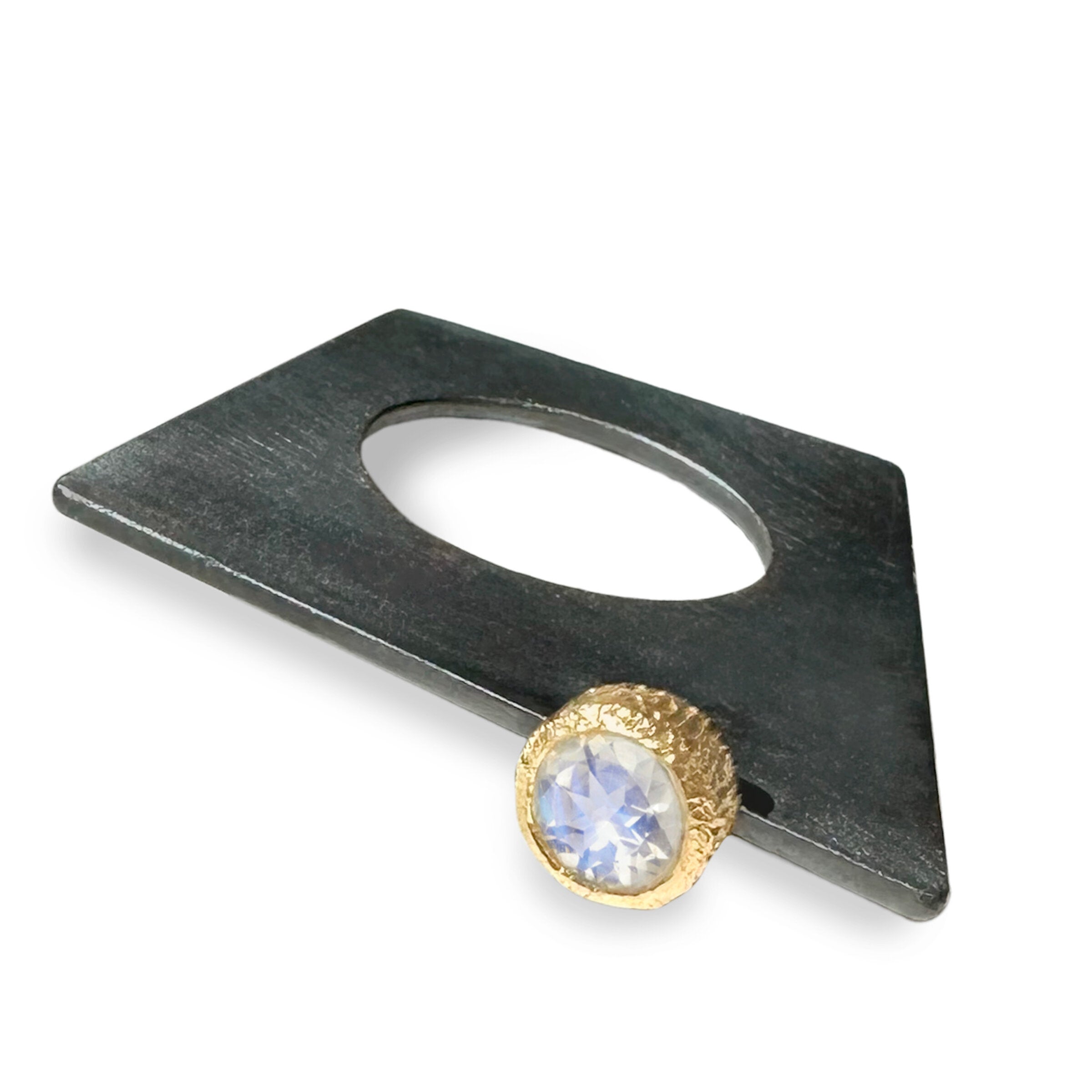 Radiance Solitaire Slice Ring