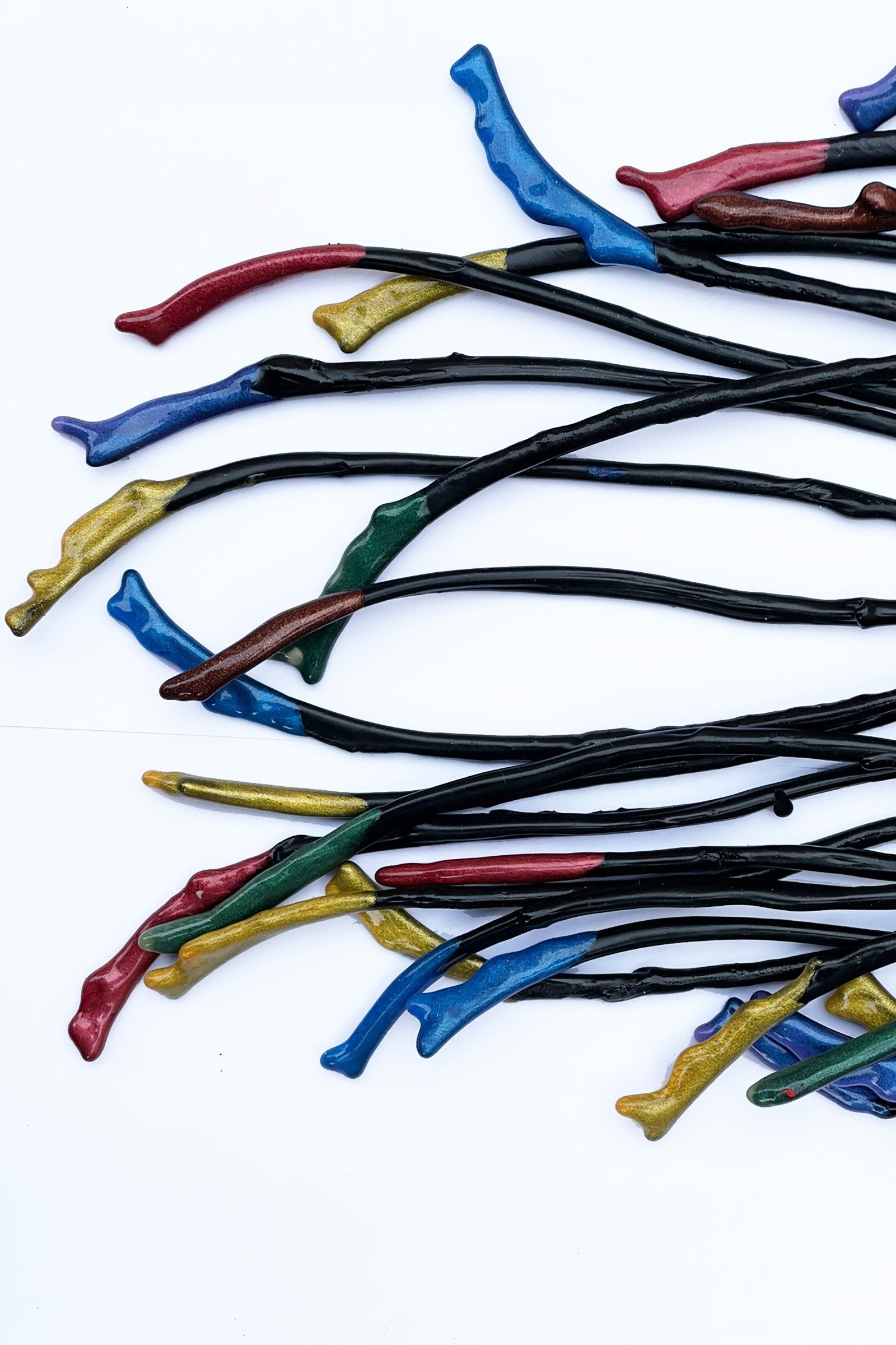 Hanging Rubber Strands Necklace