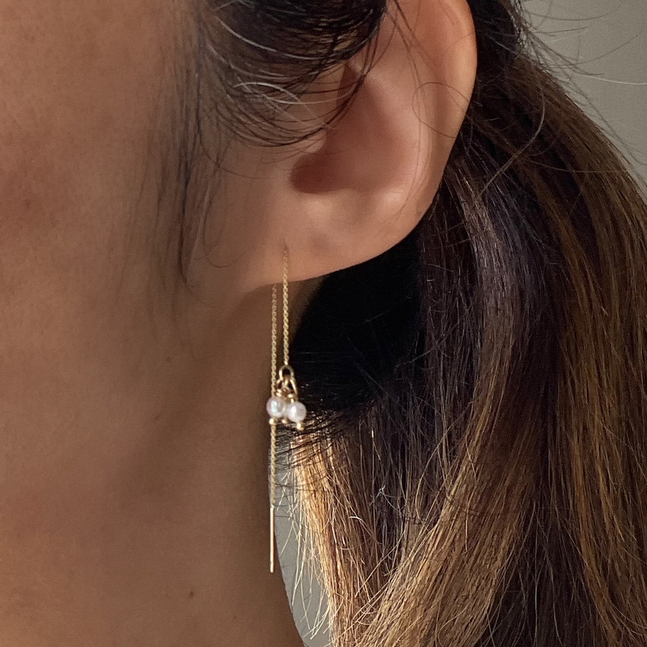 Swing Pearl Cluster Threader Earrings