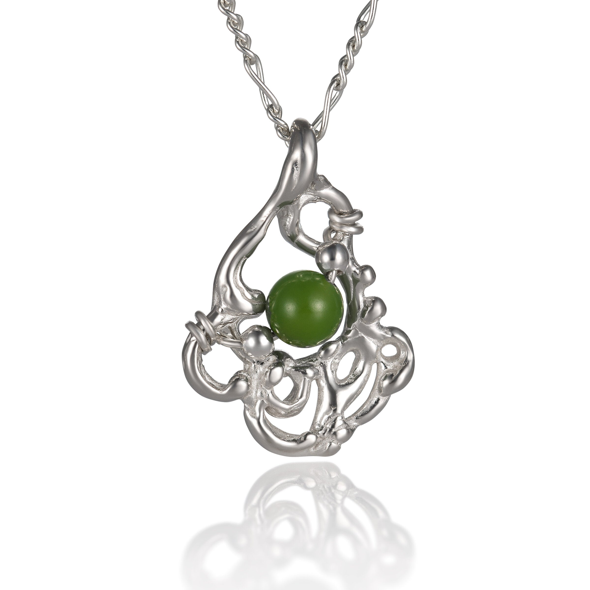 Jade Bead | Photo by Berlian Arts