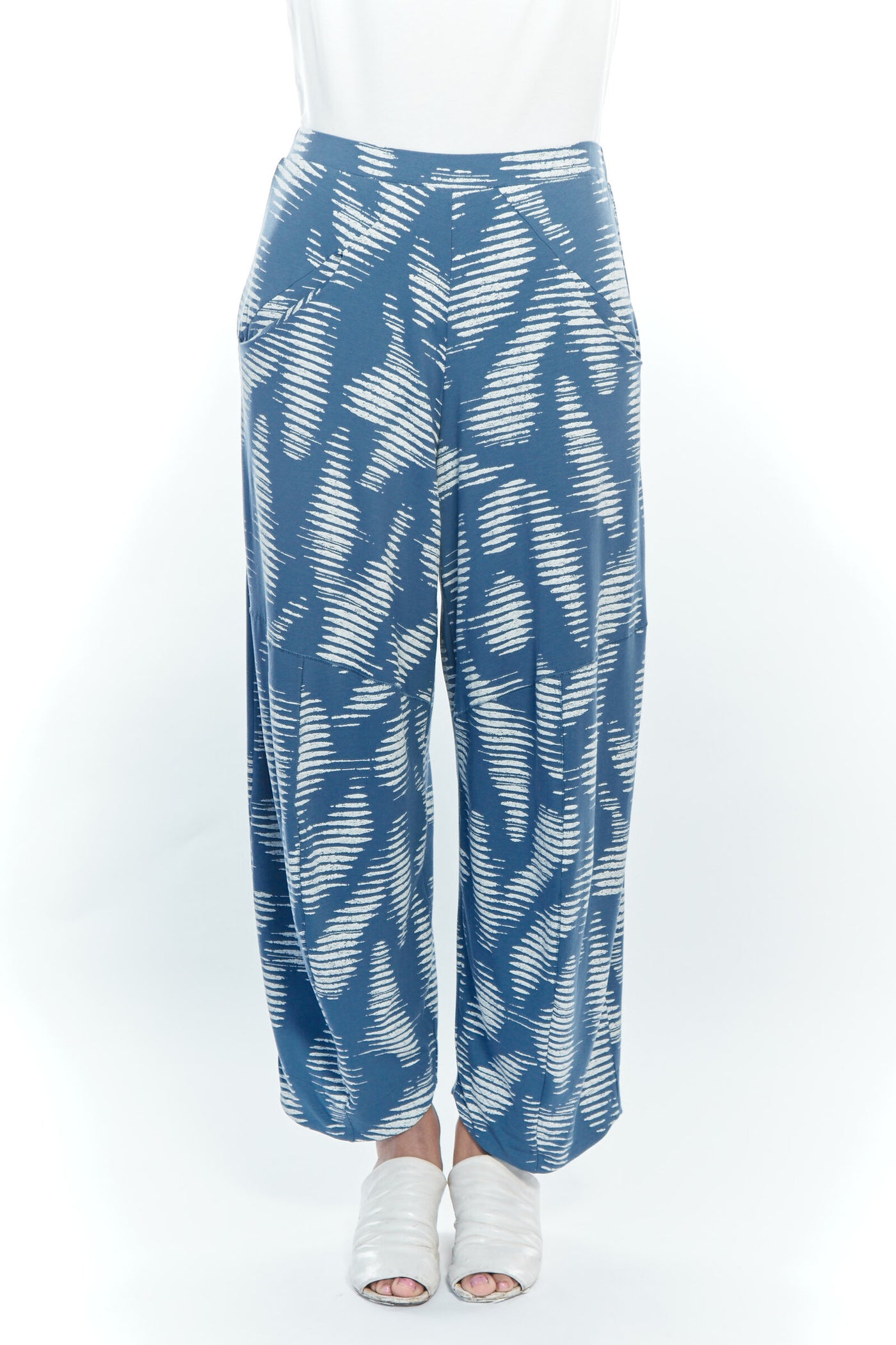 Azul Lotus Print
