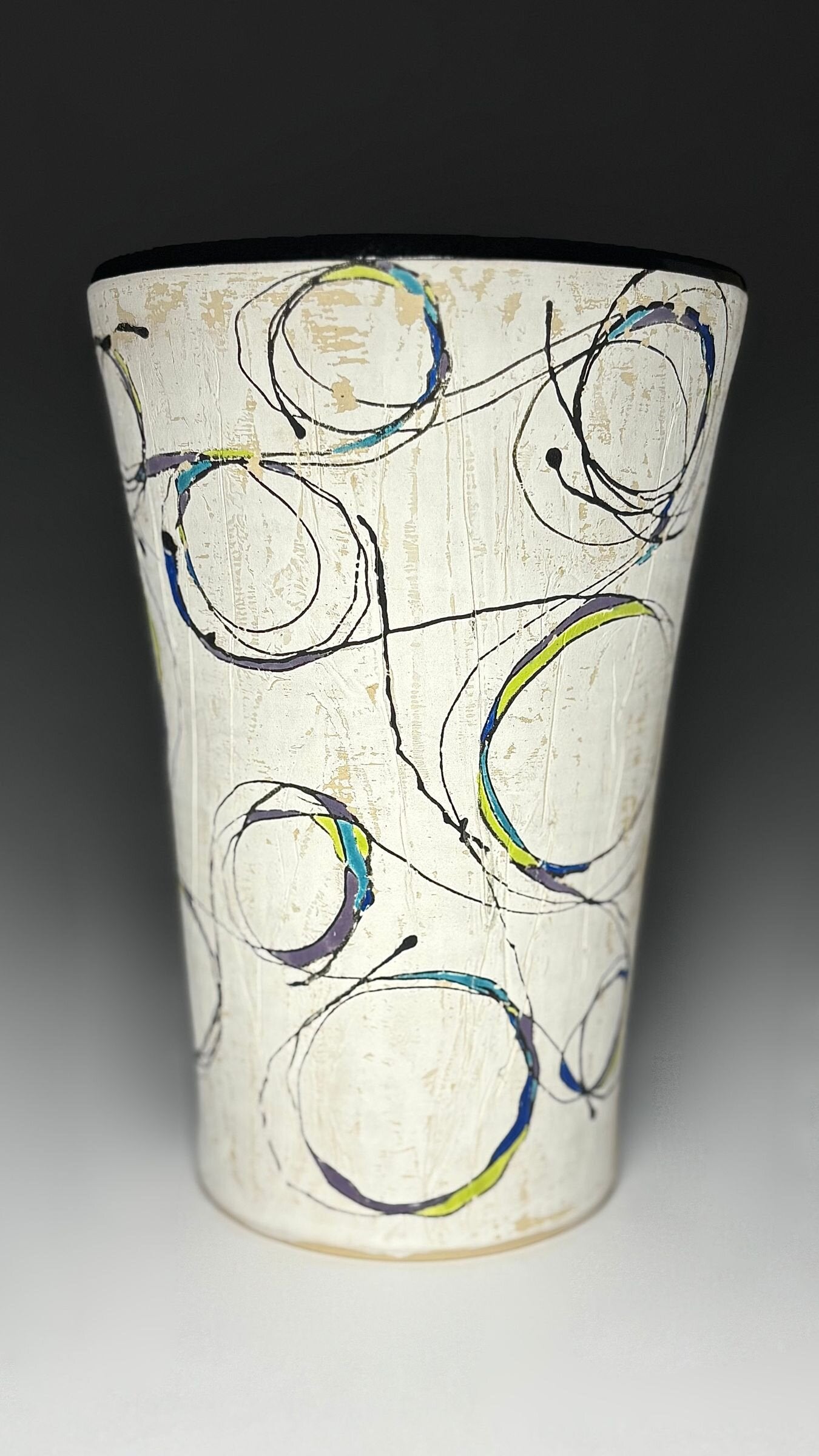 Neurographic Vase