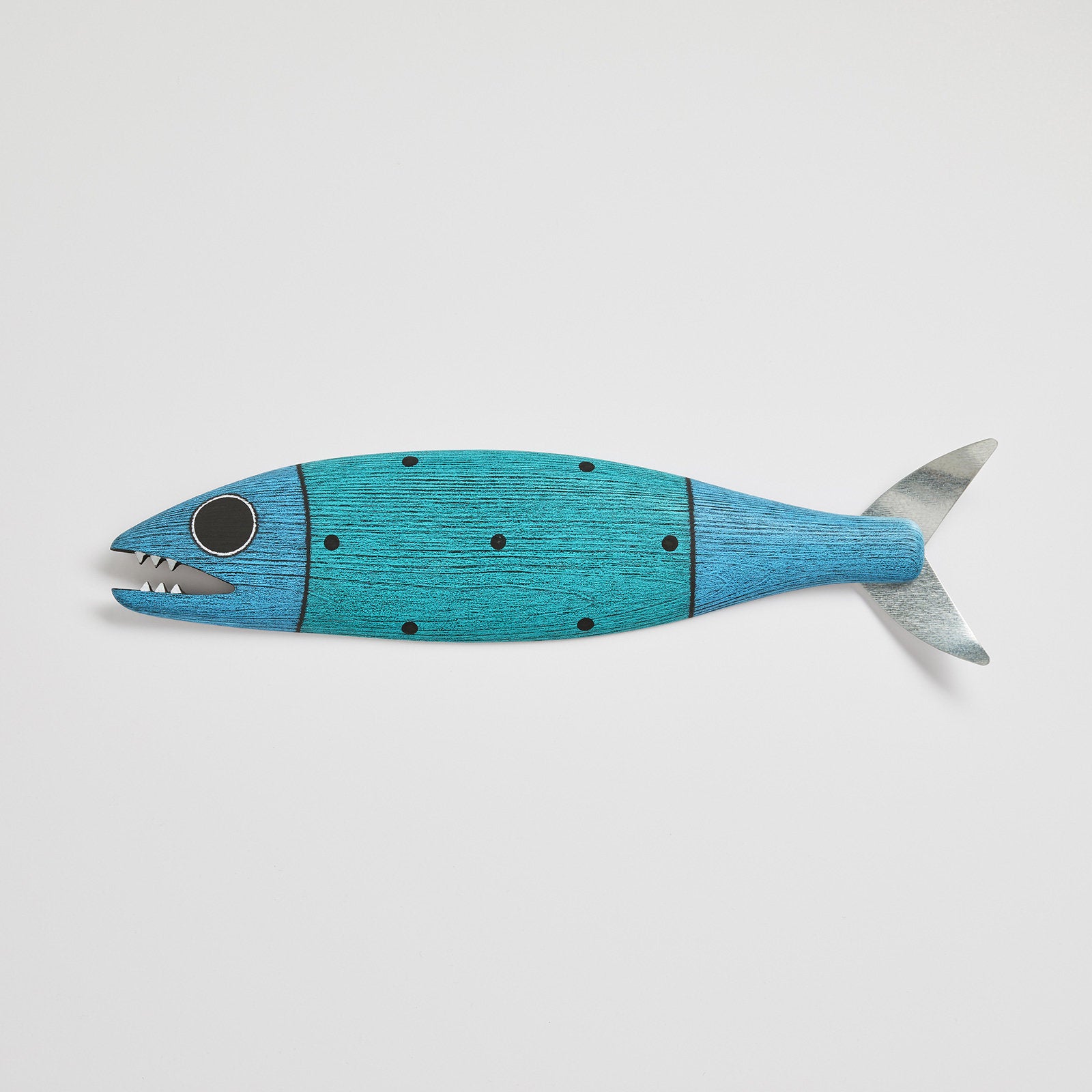 Small Fish with Teeth in Aqua Dots