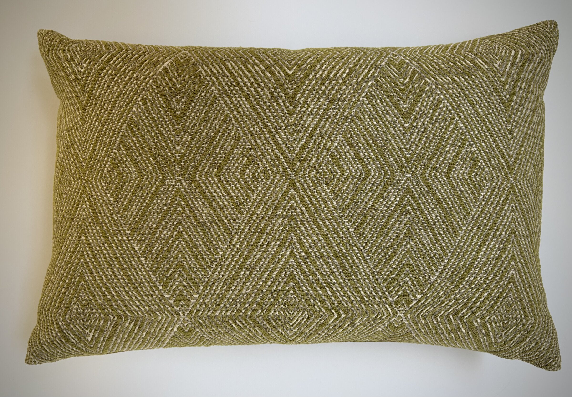 Moss Green Gem in Lumbar