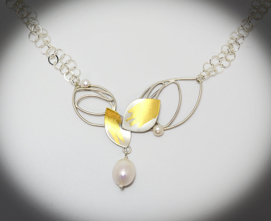 Soaring Petal Pearl Necklace