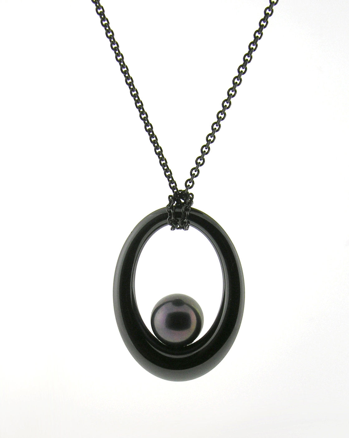 Ceramique Pearl Pendant