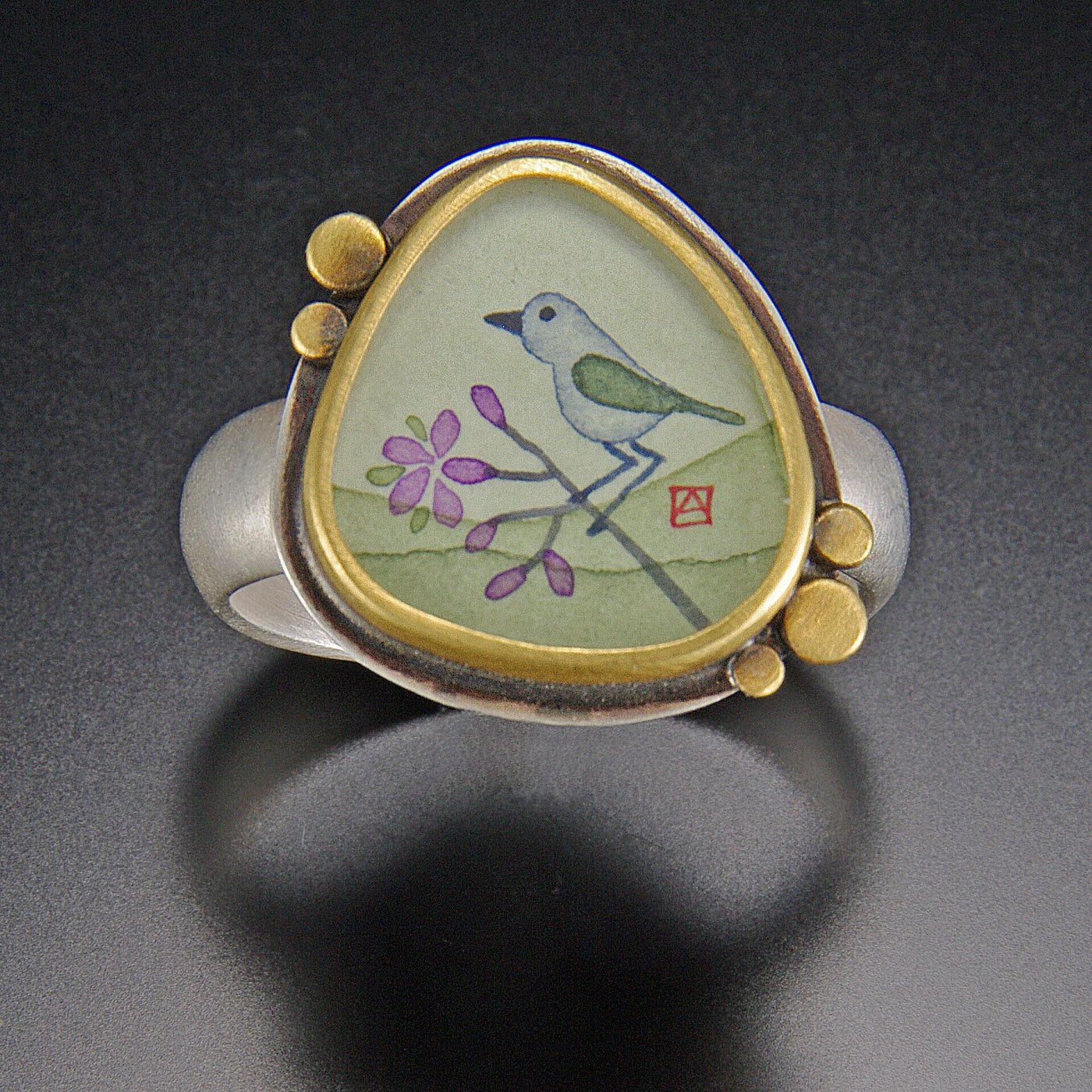 Gold Bezel | Photo by Azad Photo