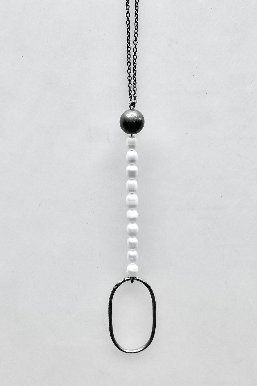 Silver and Pearls Necklace