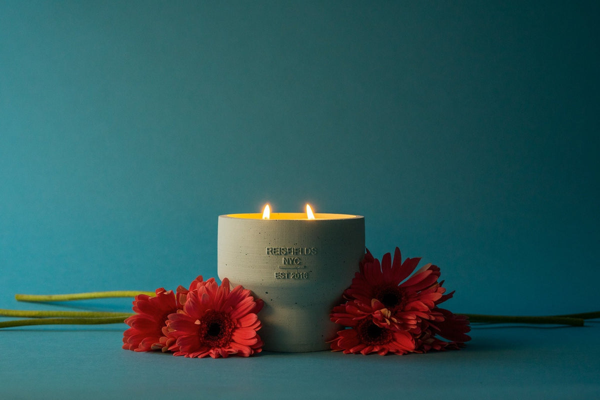 Cement Candle in Mint, No. 1