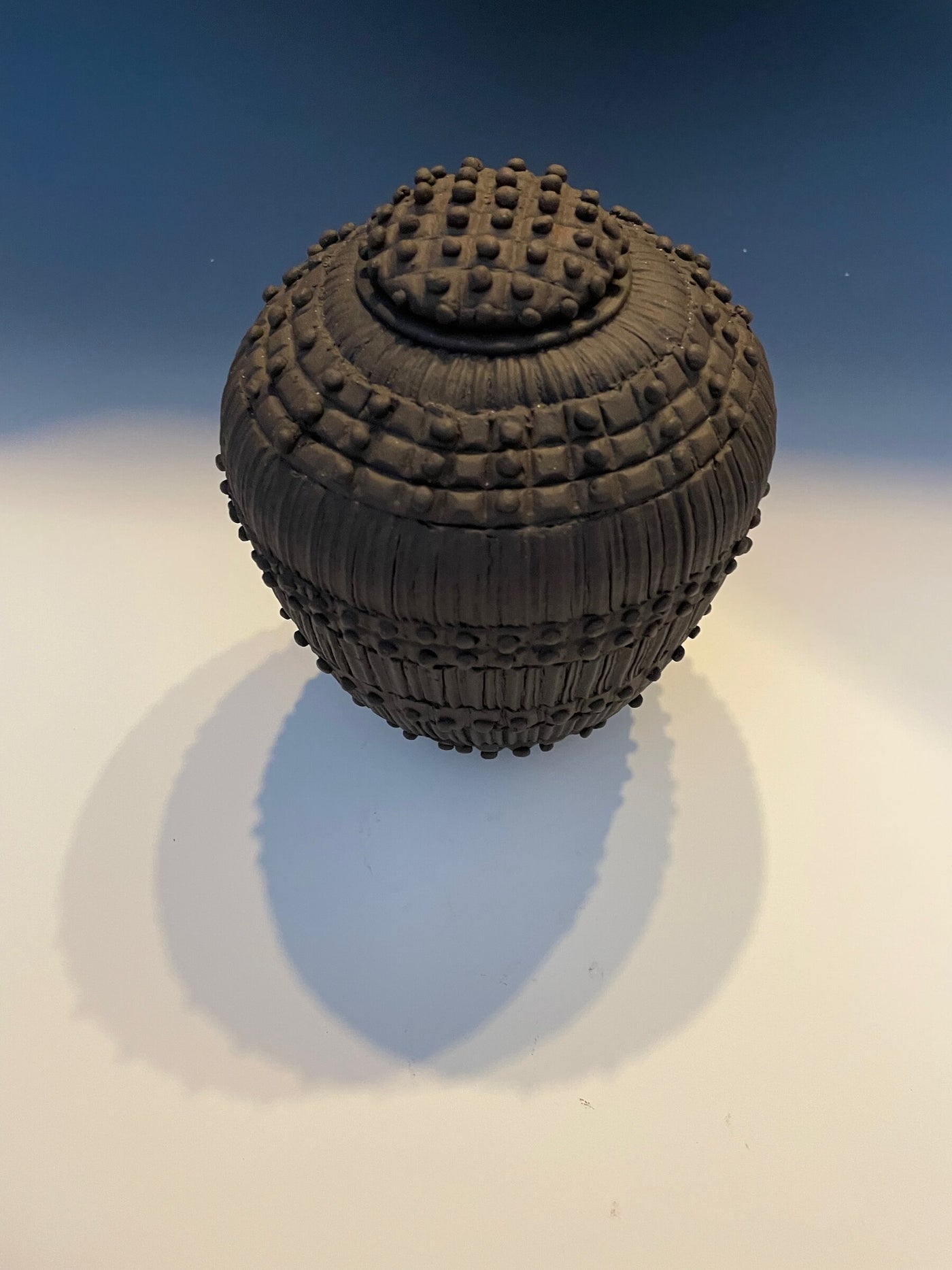 Amphora Negra Pequena