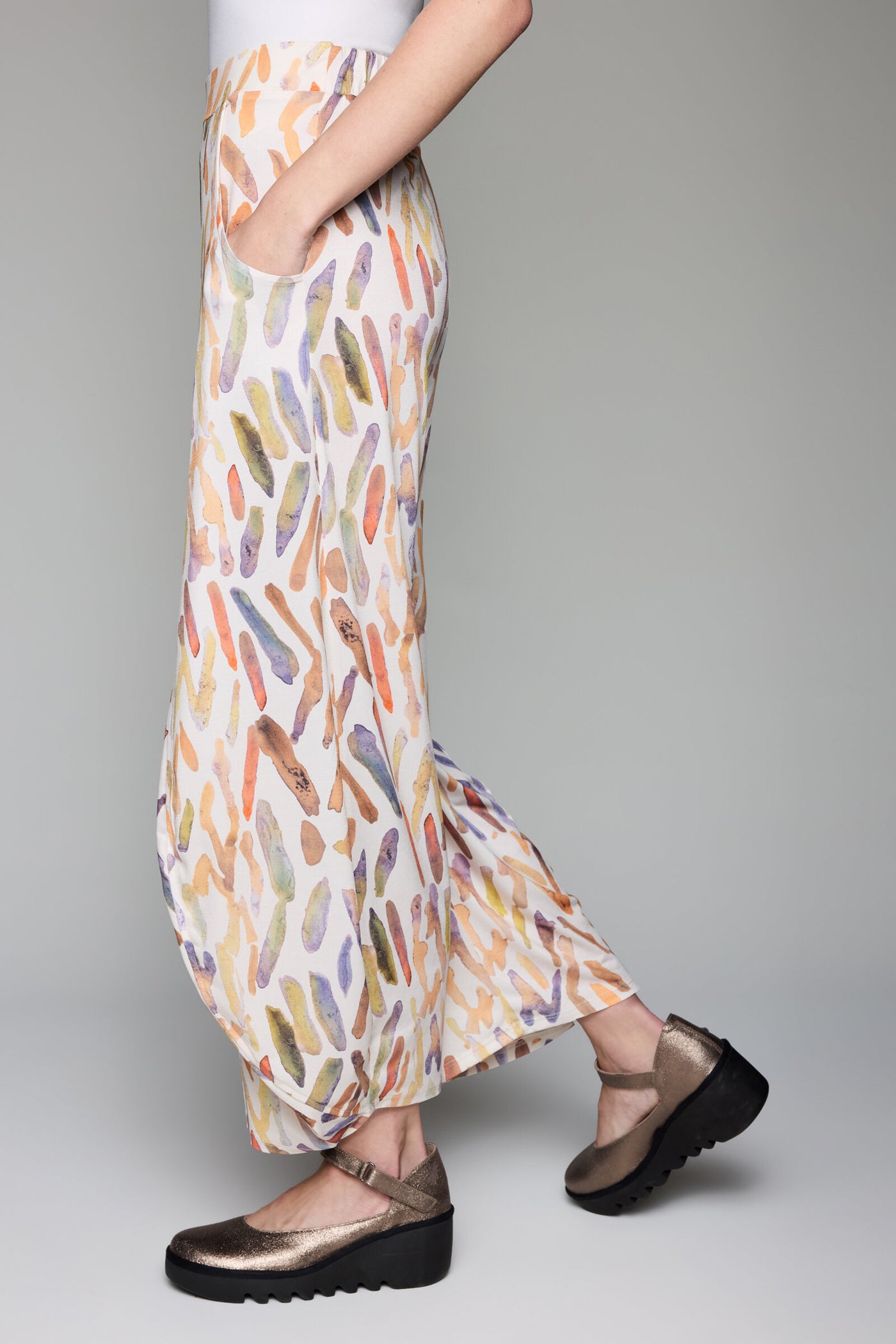 Ivory/Apricot/Violet