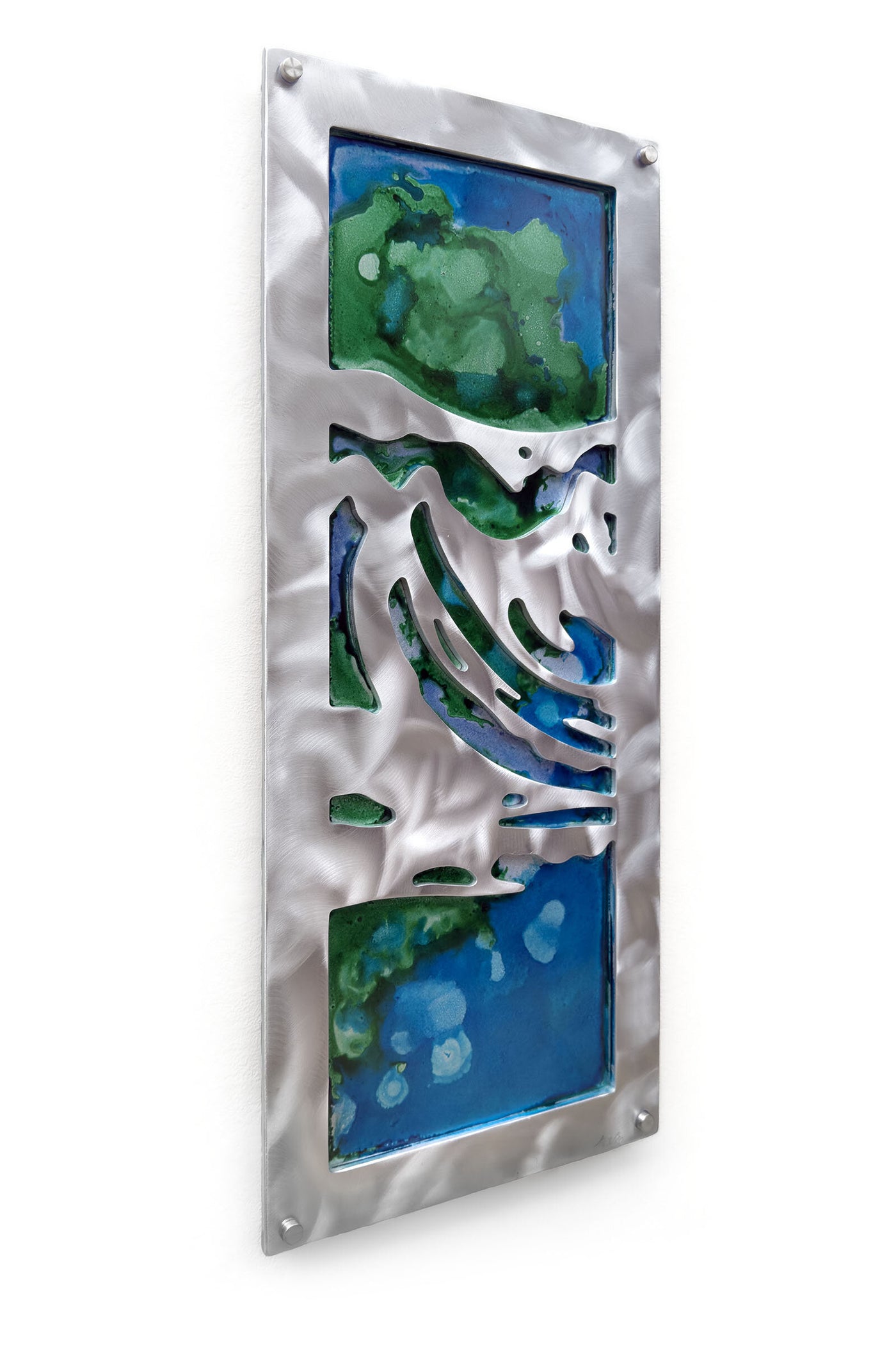 Sparkling Wave II, angle view