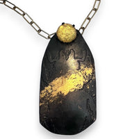 Mamori Pendant